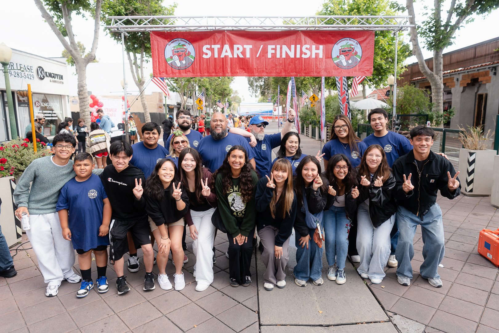 5k Stomp 25_-1408.jpg