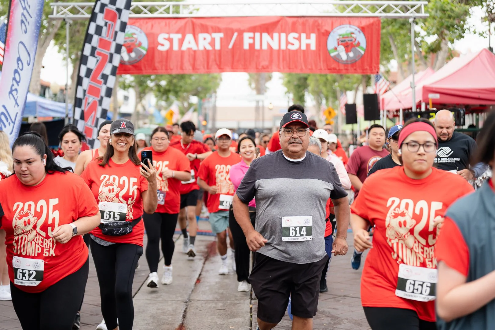 5k Stomp 25_-0181.jpg
