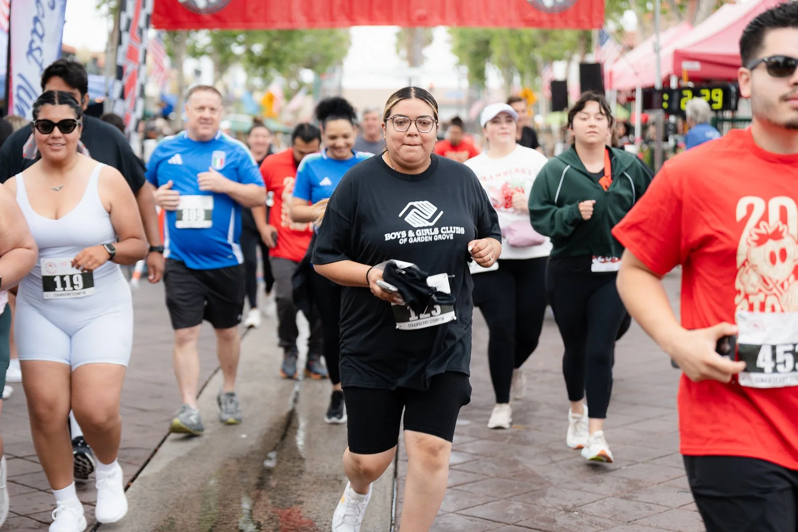 5k Stomp 25_-0198.jpg