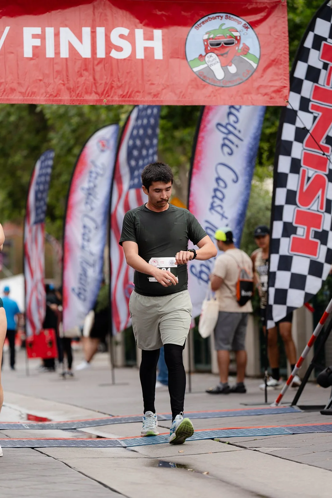 5k Stomp 25_-0272.jpg