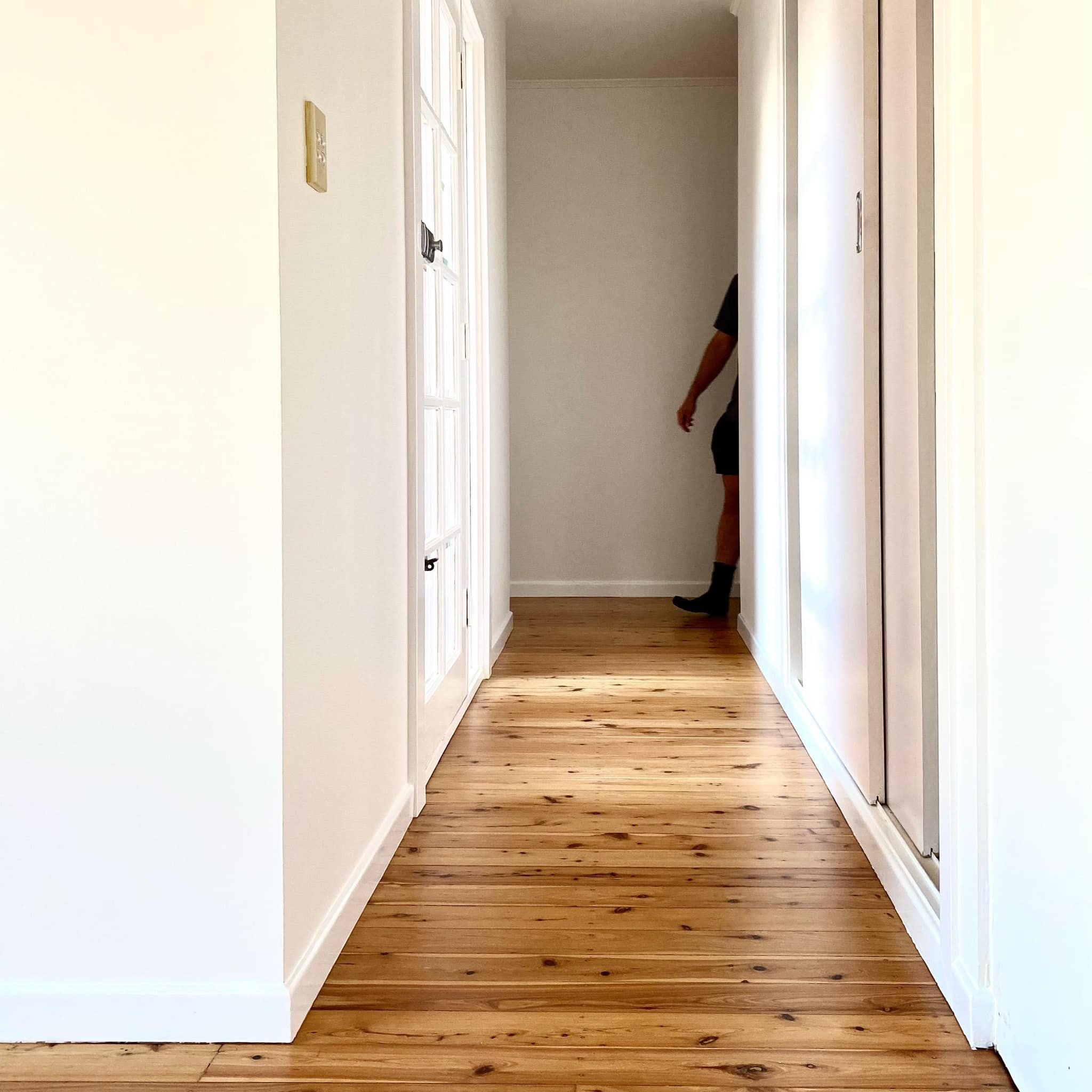 Are you looking to get your house painted?
Feel free to give us a call on 0472 551 500 for a FREE quote. 🏠
Let&rsquo;s make it happen ✨