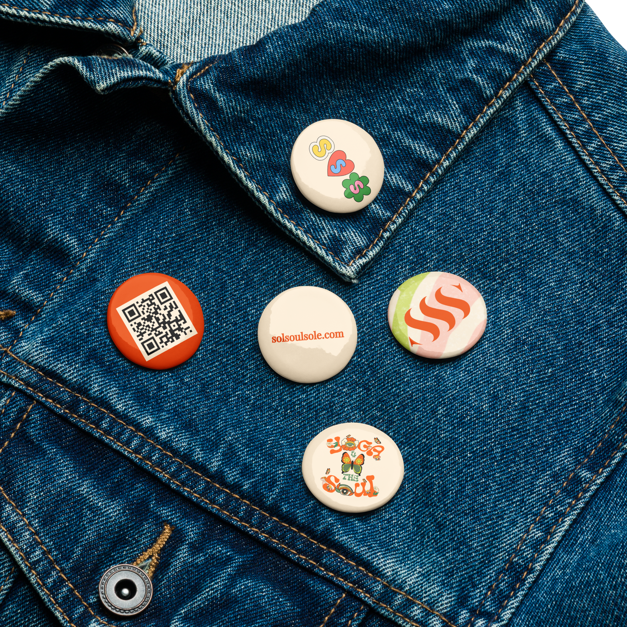 set-of-pin-buttons-white-1.25-front-67d70f0a88061.png