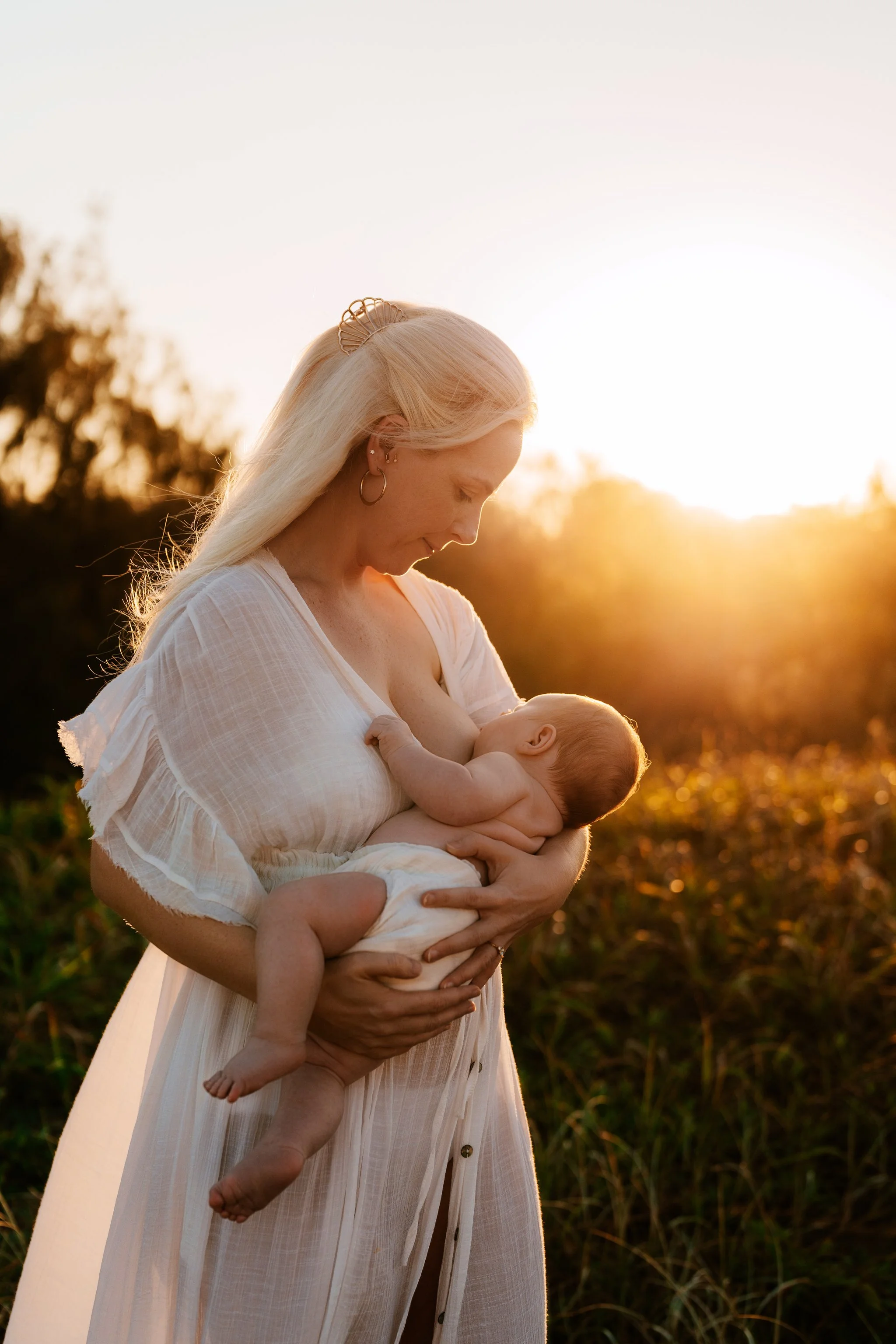 Sunshine Coast family photographer offers stunning client wardrobe.