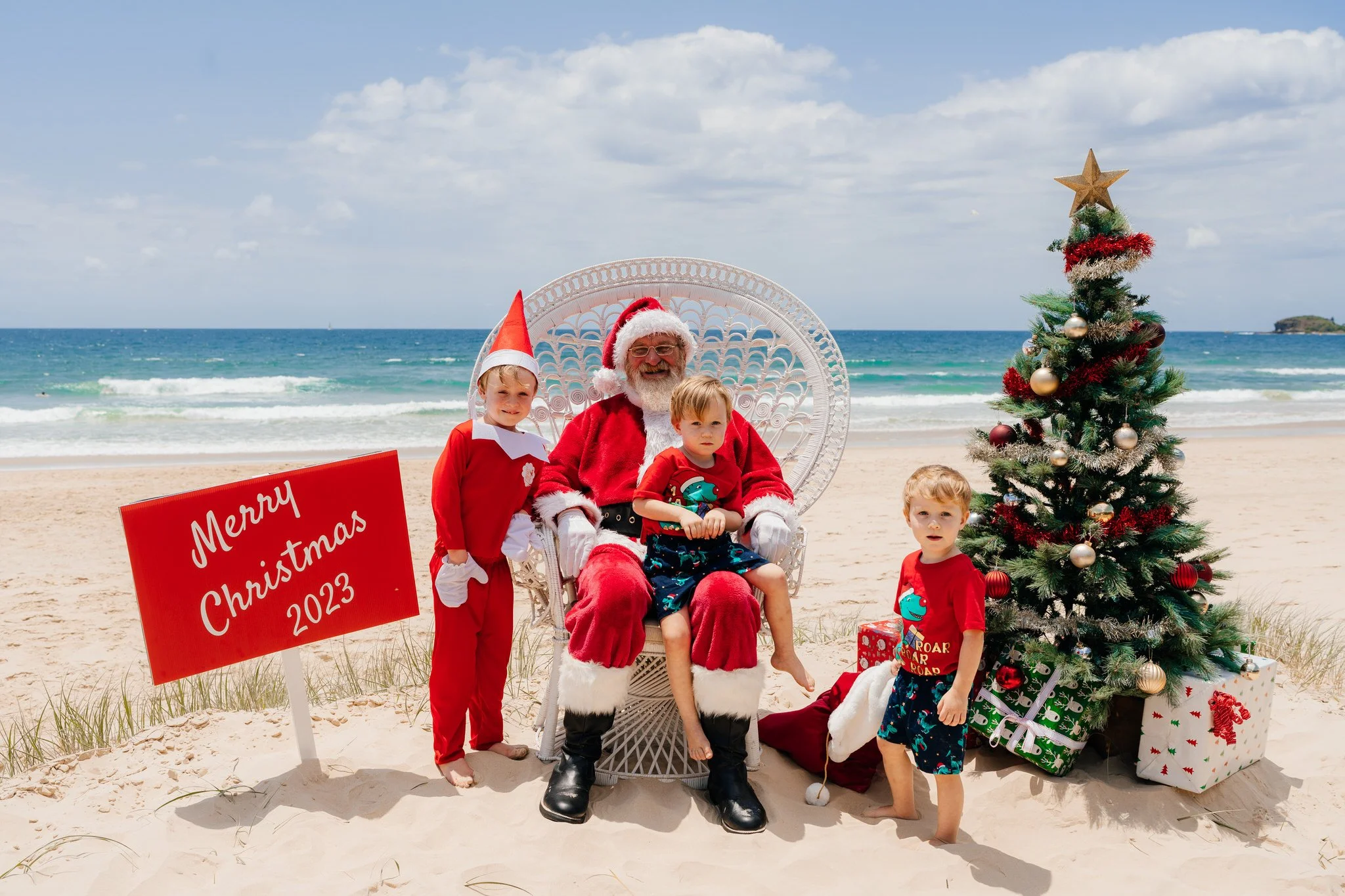 Santaonthebeach2024_DSC08492-1-1.jpg