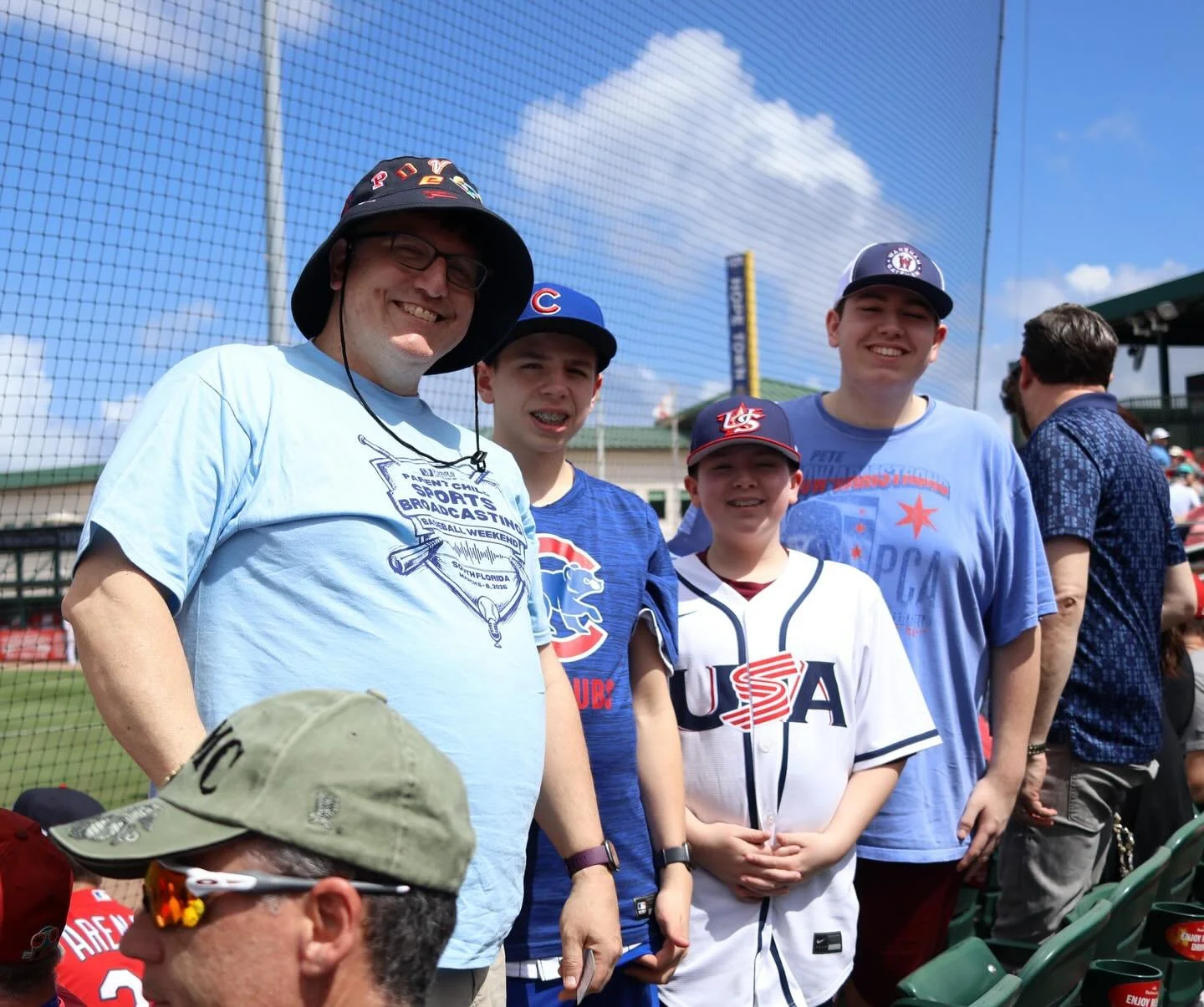 Our inaugural South Florida Parent-Child Baseball Weekend was a blast! ⚾️

From watching games together to stepping in front of the camera and talking baseball like the pros, it was an unforgettable weekend for both parents and kids.

Swipe through f
