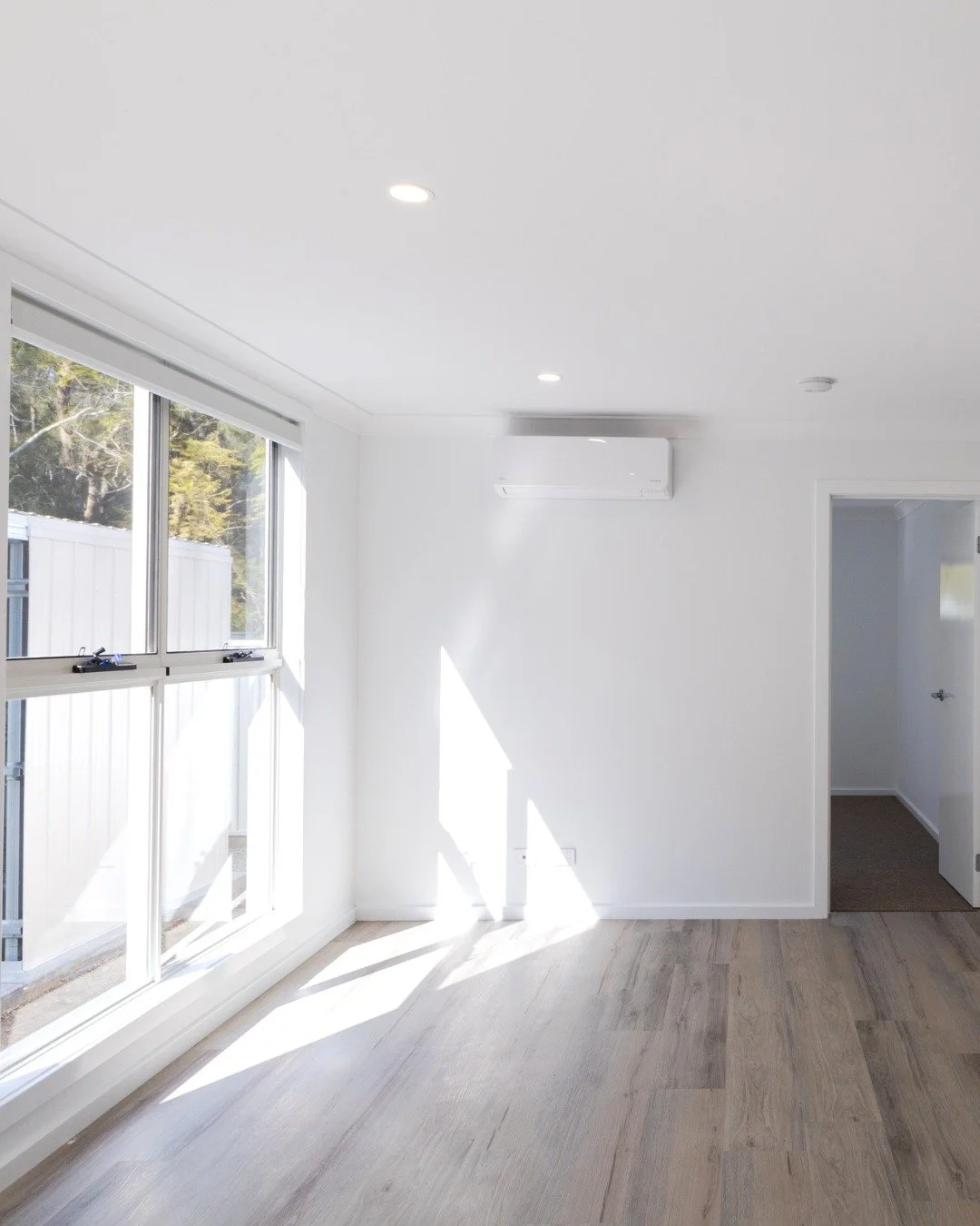 Happy first day of summer!

In the Newcastle climate, air-conditioning is a must, that&rsquo;s why we include a reverse cycle system in all our granny flats.

Find out more about our inclusions by visiting our showroom in Mayfield or our display in S