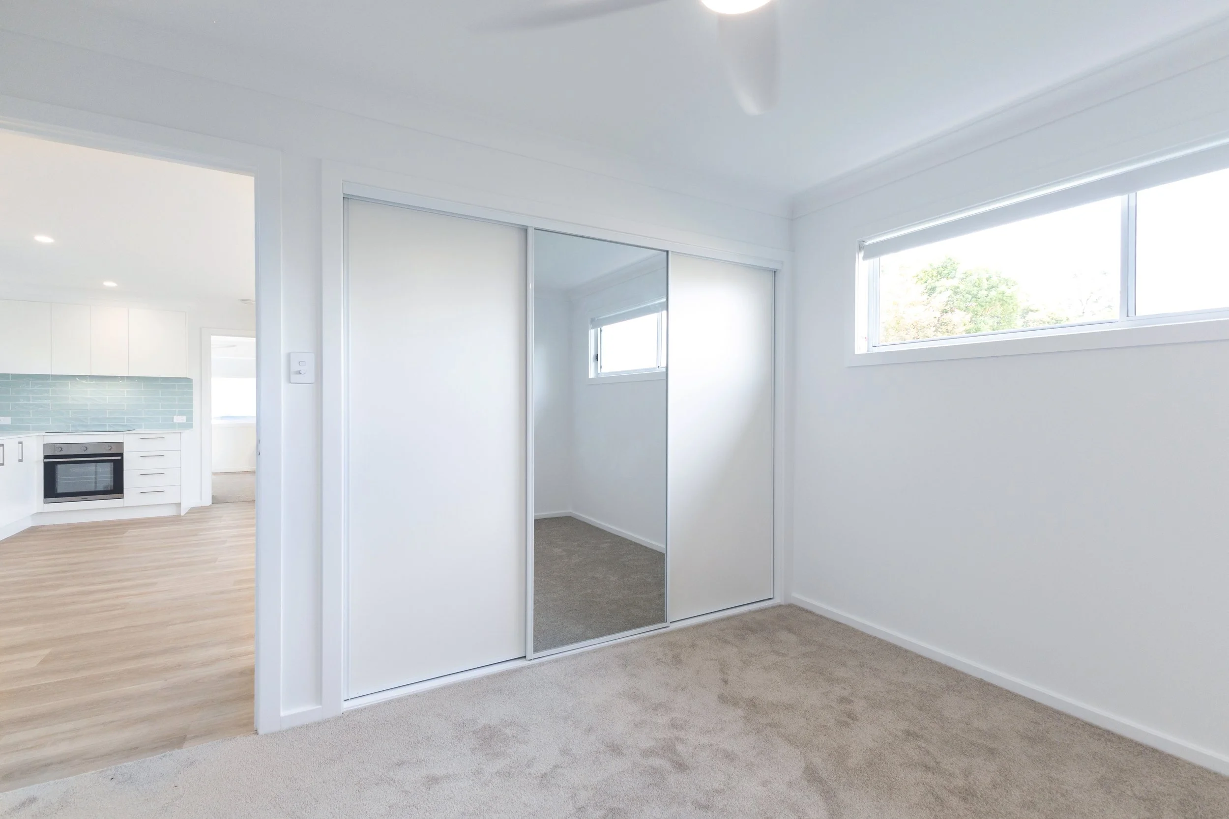 Malora EM-16-edit-small.jpg