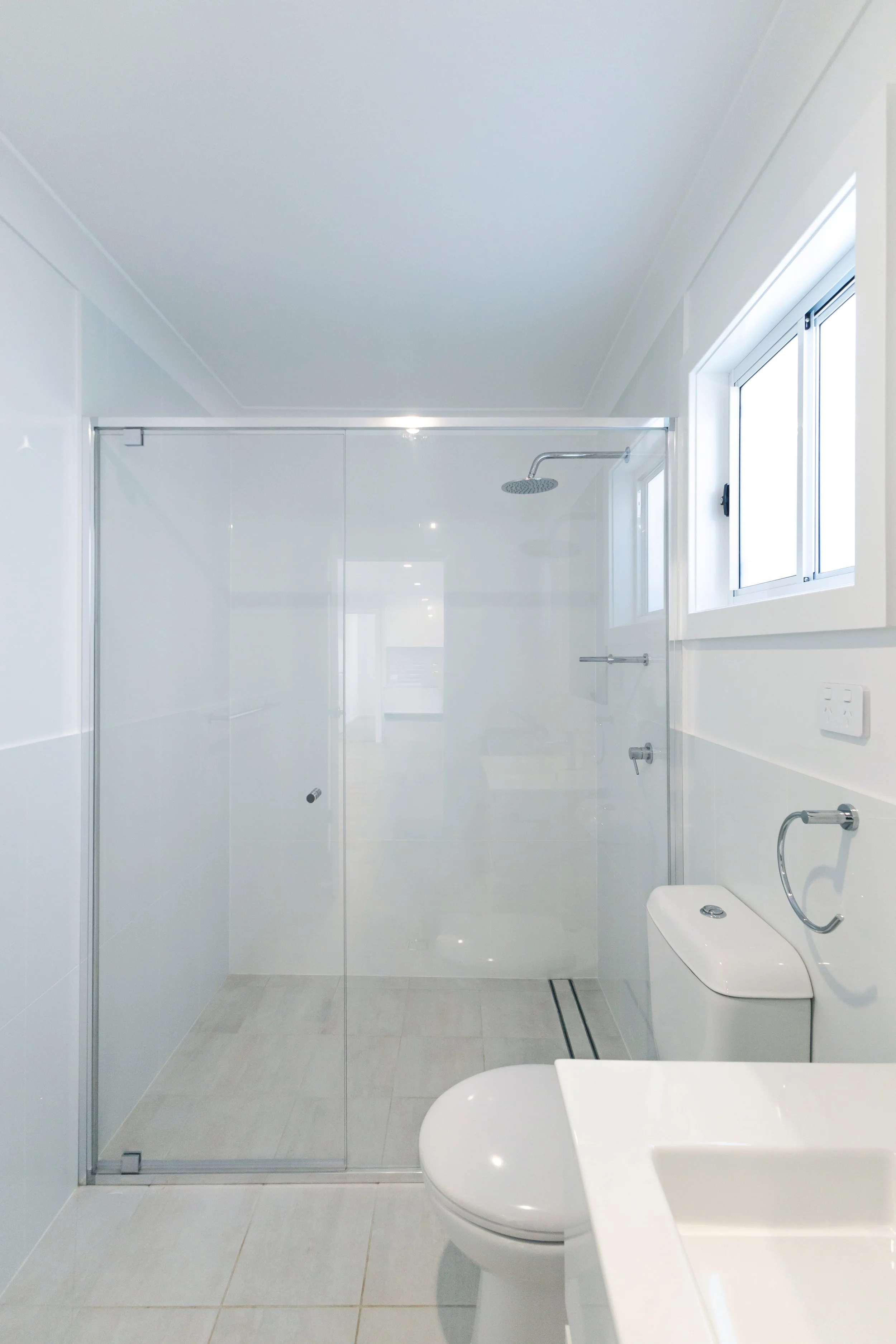 Malora EM-9-edit-small.jpg