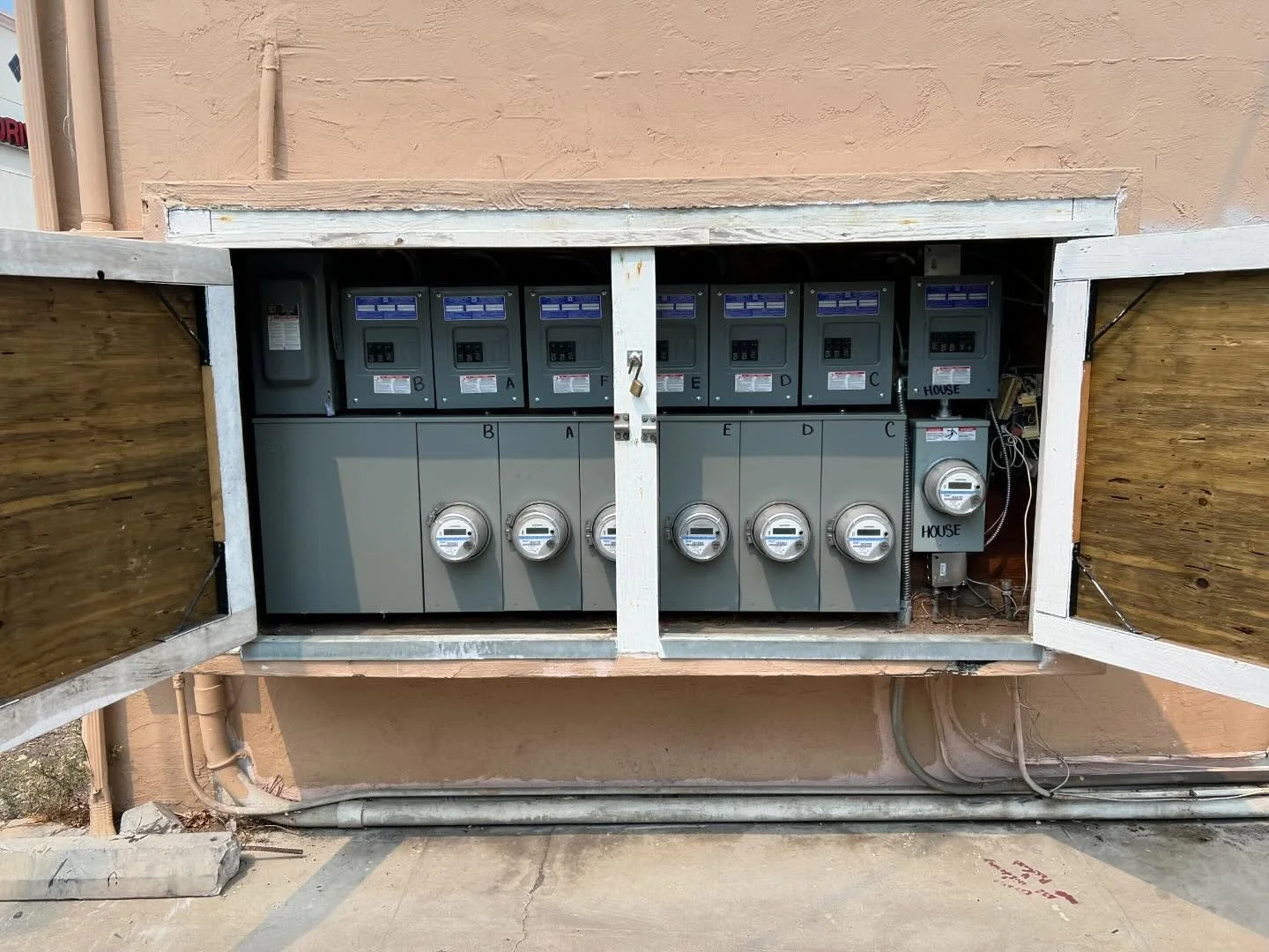 7 meter, disconnect and sub panel upgrade for condo building. Great project. Looking forward for the next one.