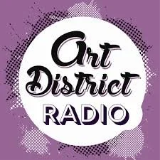Logo de 'Art District Radio' avec texte en noir et violet sur fond blanc et violet