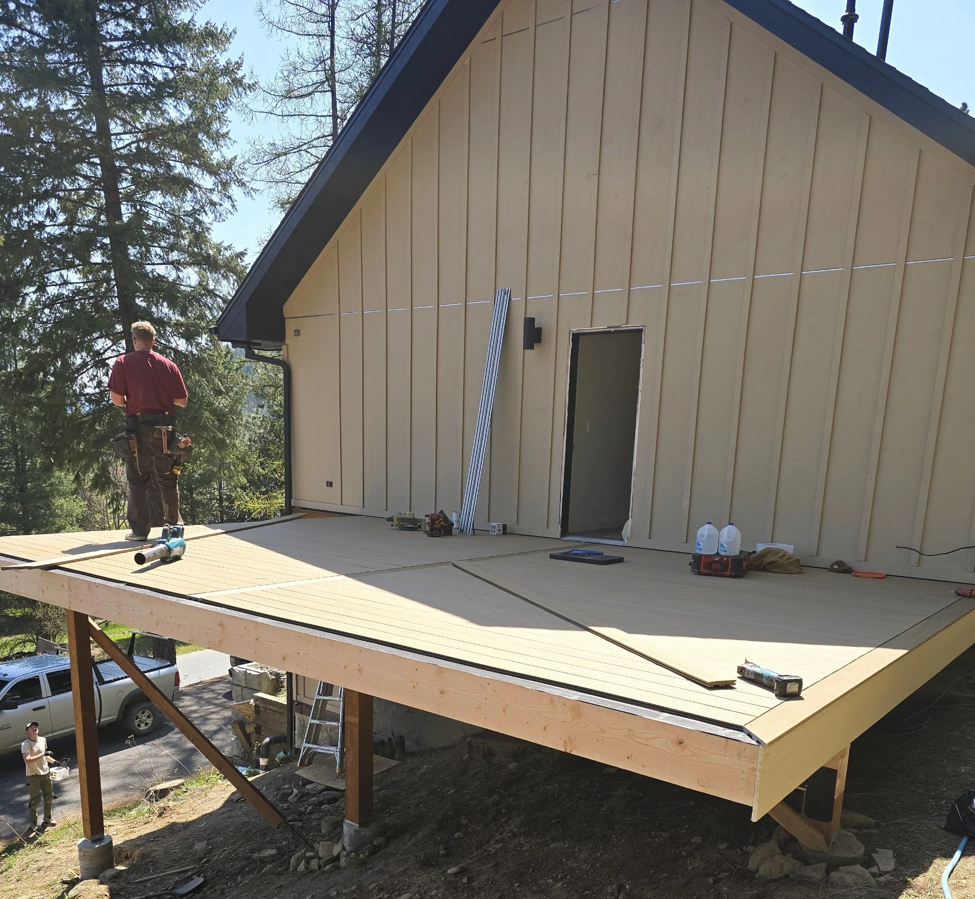 (During) Deck construction