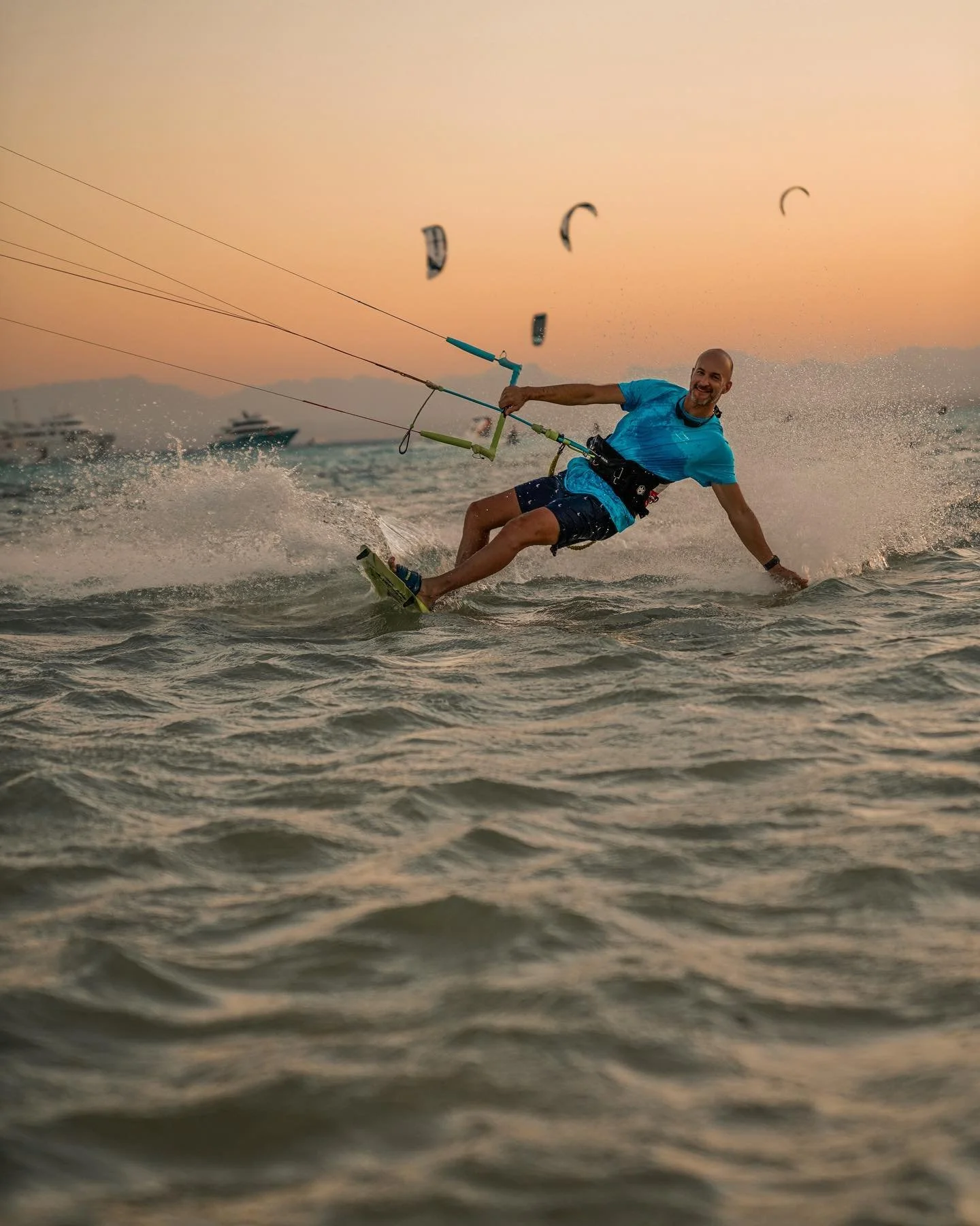 SUNSET SESSION 

#breezeadventure @breezeadventure