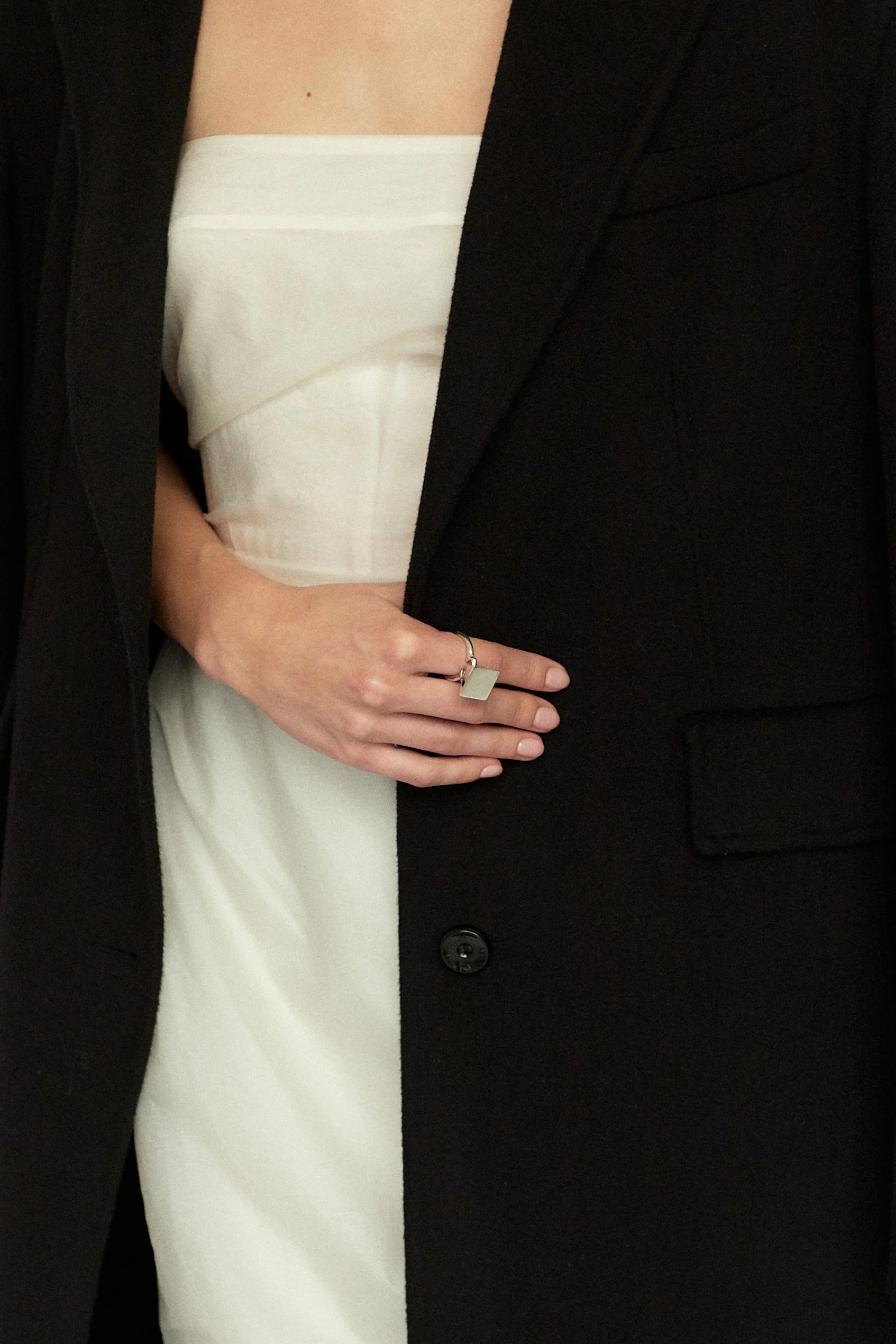 2025_12_MAGRA JEWELRY12756.jpg