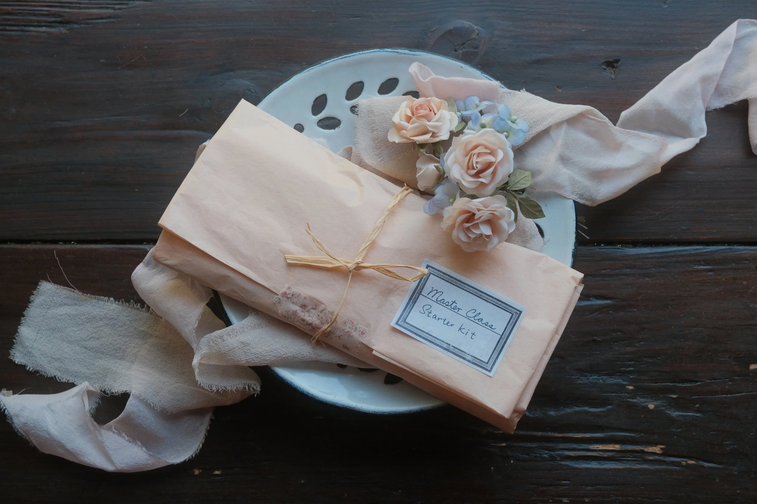 ninahana-artflower-masterclassstarterkit1.jpg