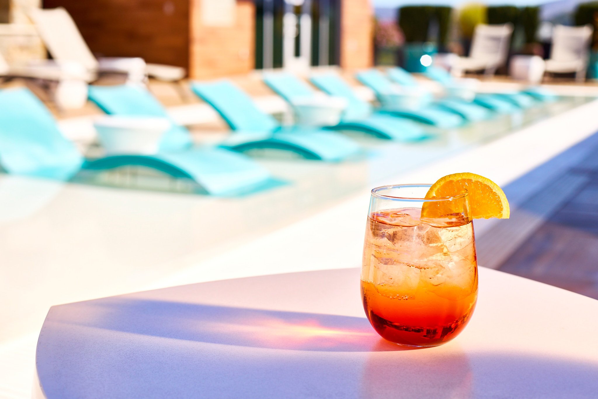 commercial-beverage-advertising-photography-resort-poolside-cocktail-styling-by-kip-dawkins