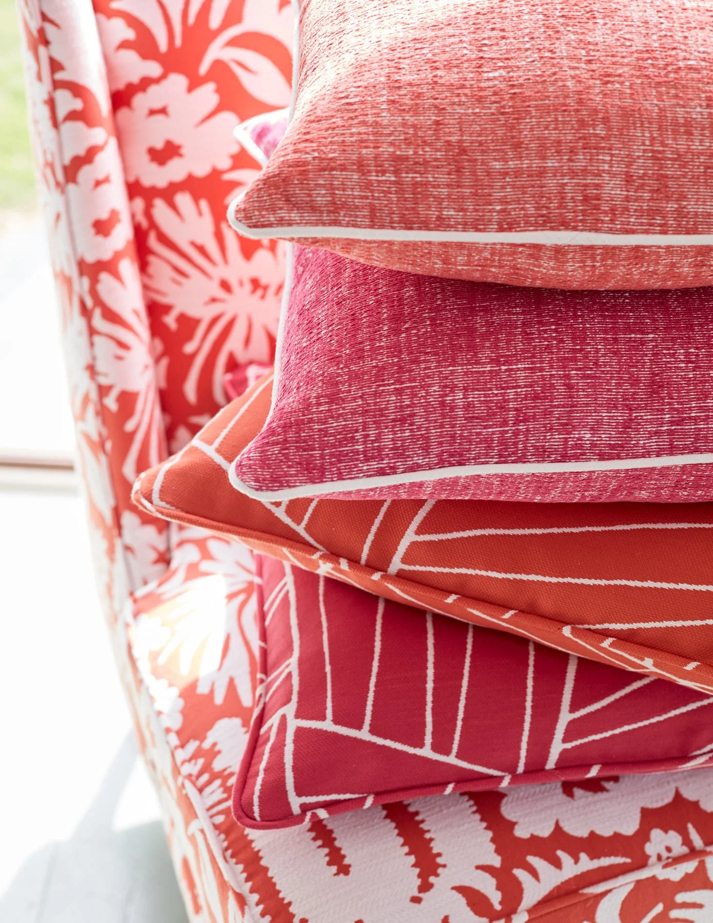 luxury-coral-textiles-cushion-styling