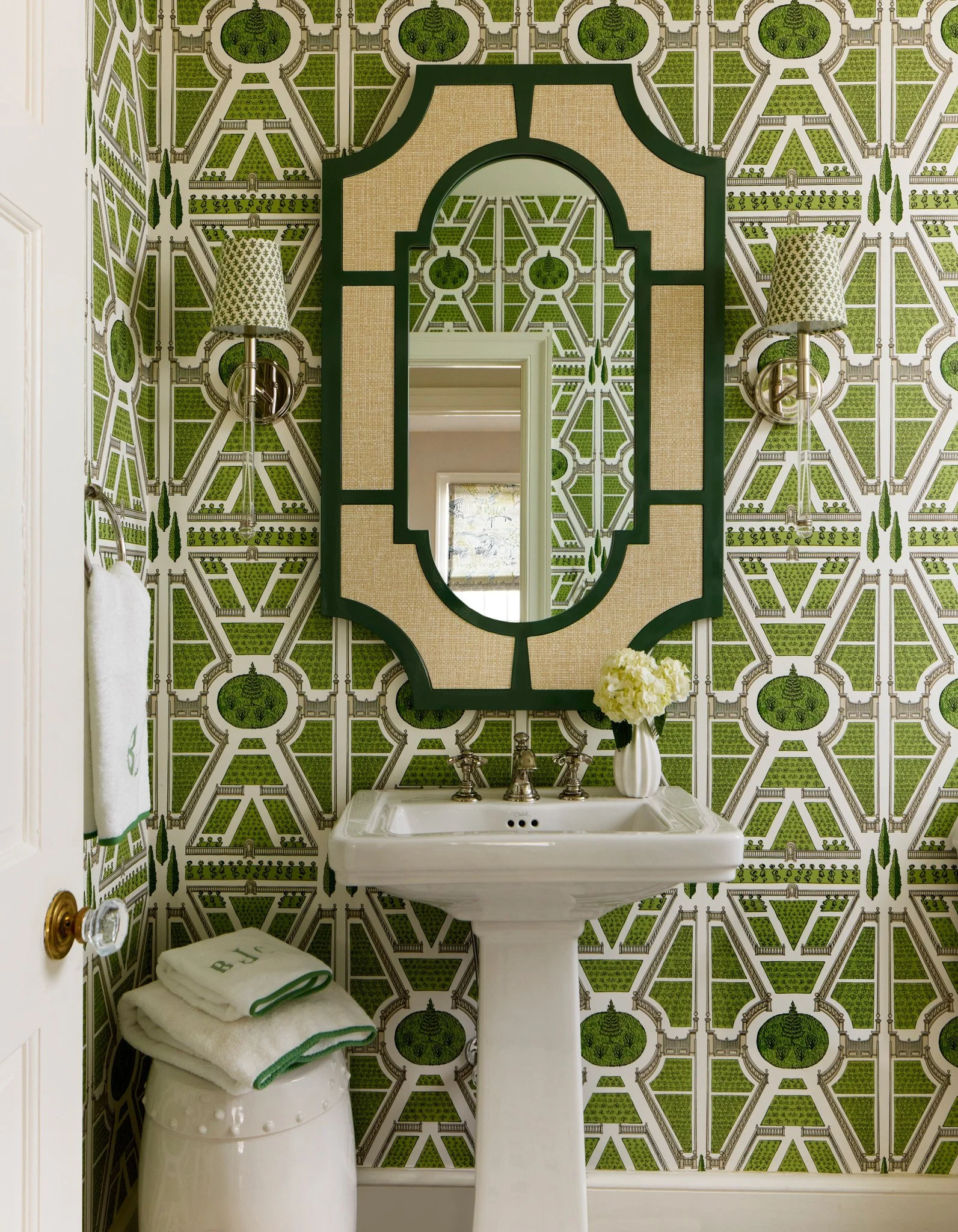 luxury-trellis-wallpaper-powder-room-interior-design-photography-by-kip-dawkins