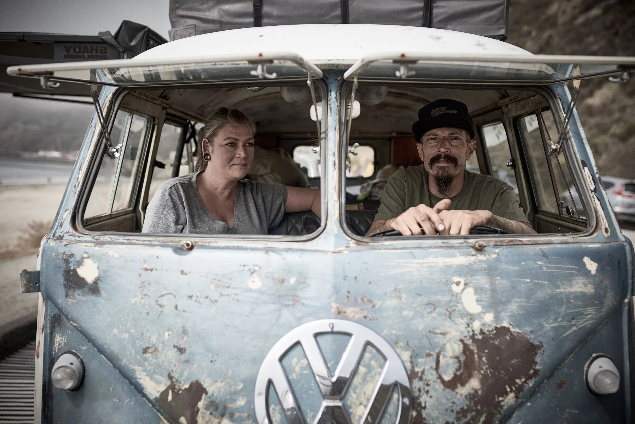 vintage-volkswagen-bus-rusted-vw-pismo-beach-desert-lifestyle-by-kip-dawkins