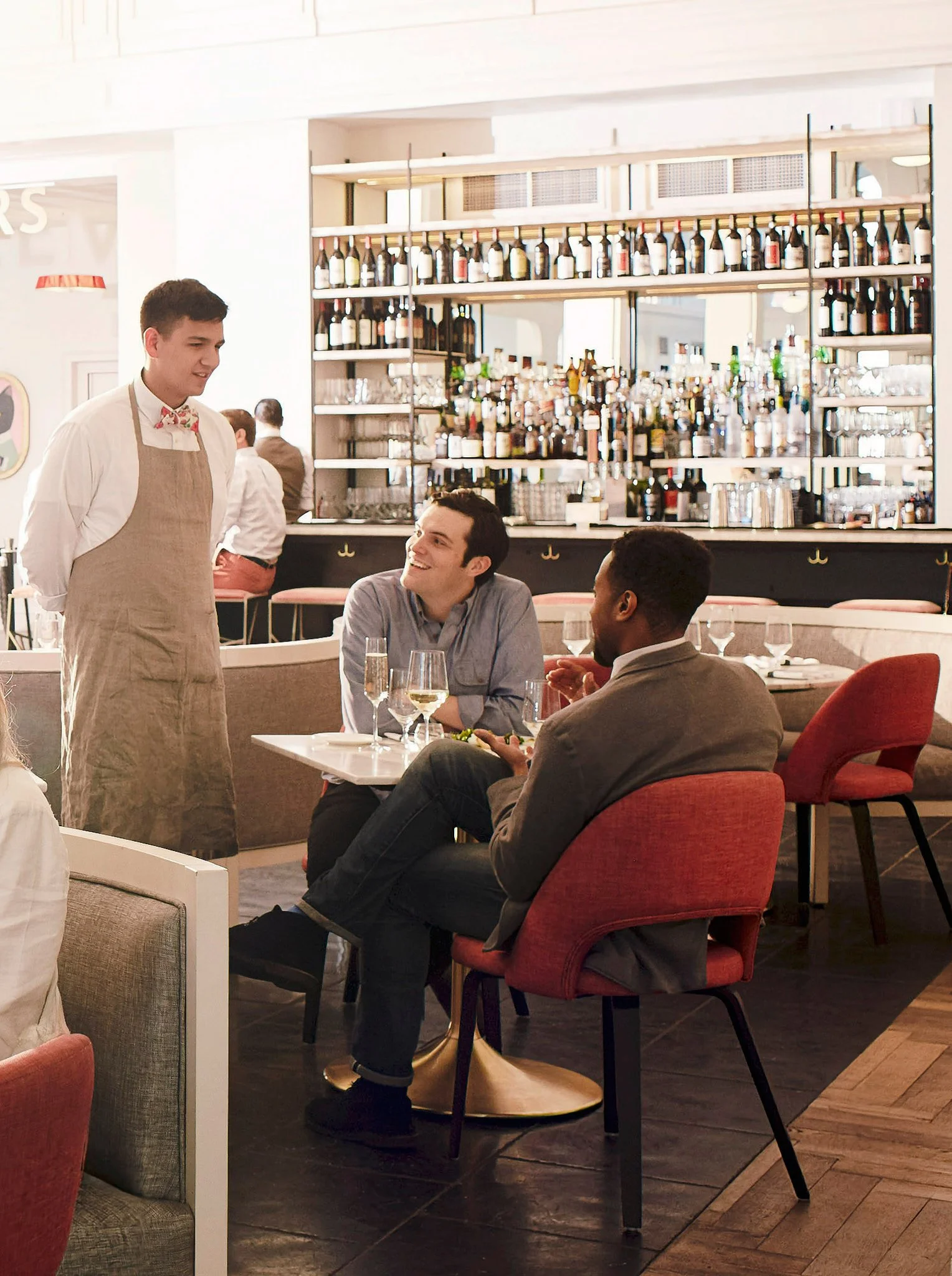 luxury-hotel-lounge-commercial-lifestyle-photography-bar-experience-by-kip-dawkins