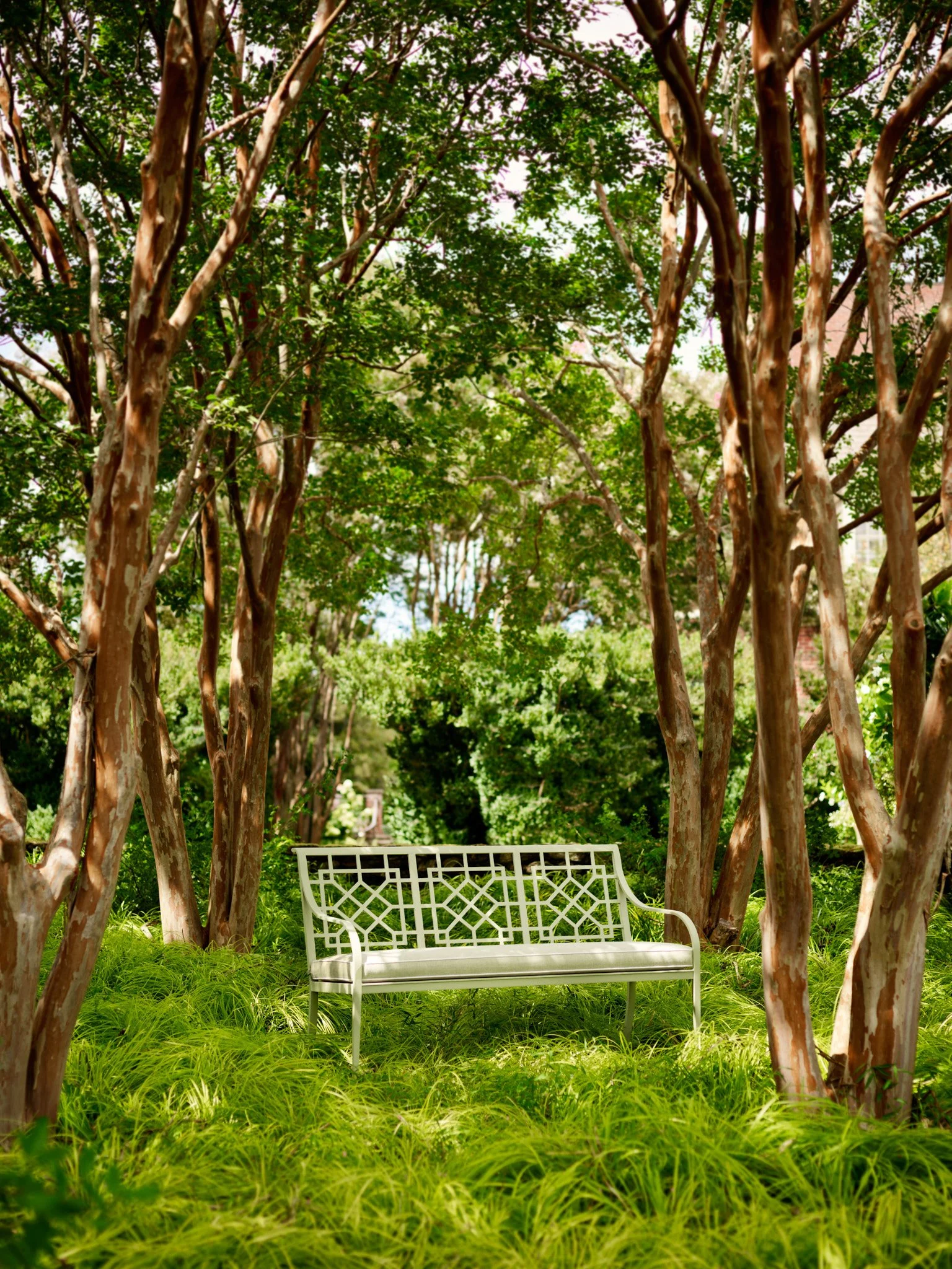 estate-garden-landscape-mckinnon-and-harris-bench-by-kip-dawkins