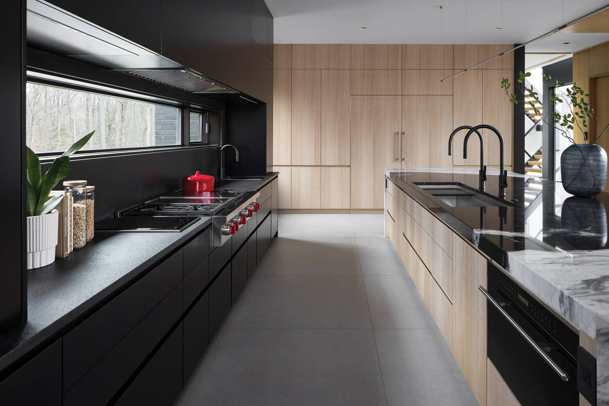 modern-residential-kitchen-interior-design-photography-minimalist-layout-by-kip-dawkins
