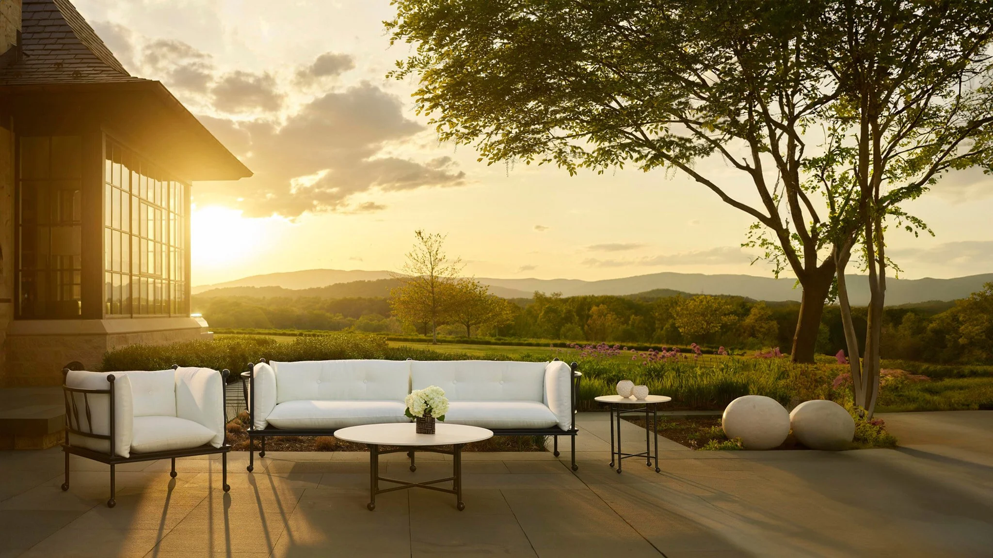 mckinnon-and-harris-luxury-outdoor-living-patio-furniture-sunset-landscape-by-kip-dawkins