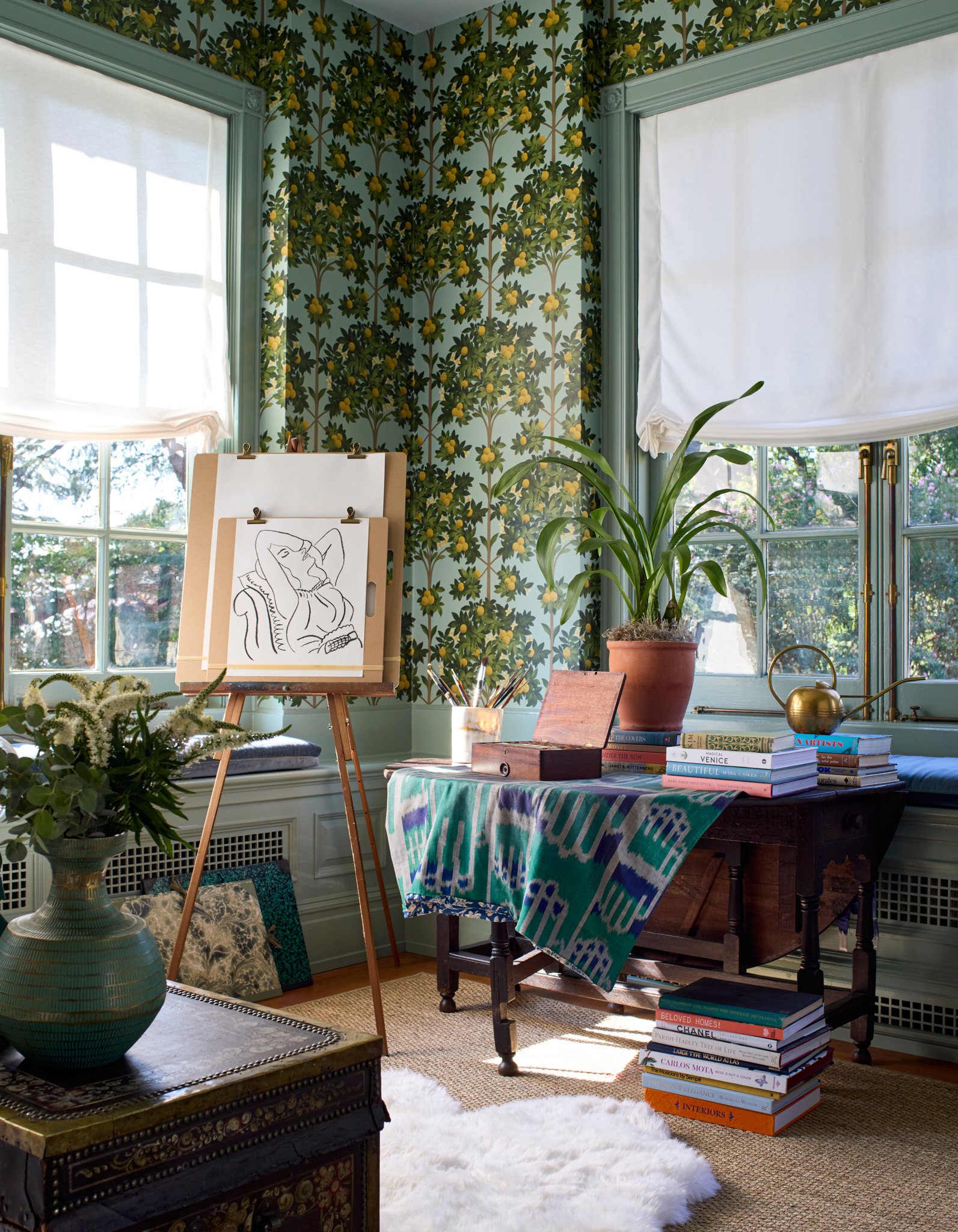 luxury-wallpaper-artist-studio-interior-design-photography-by-kip-dawkins