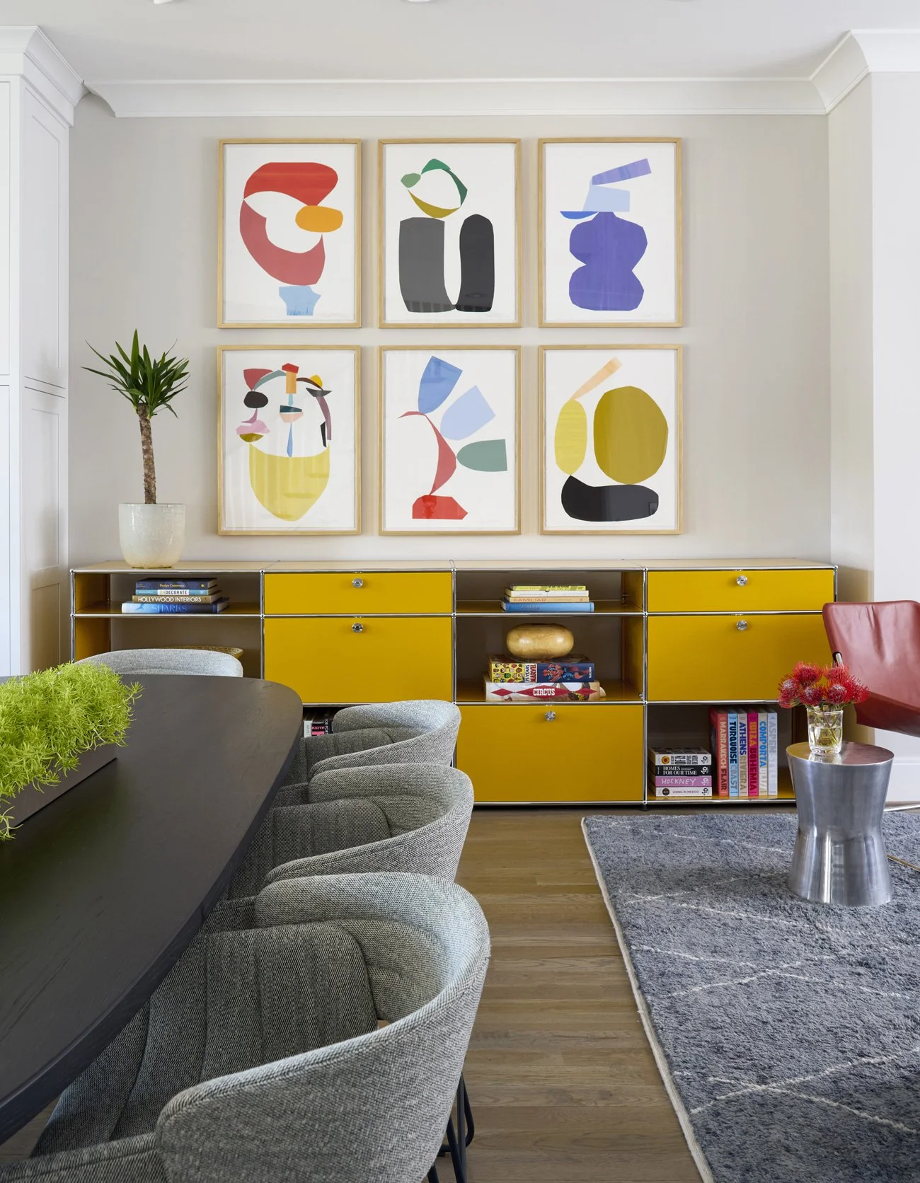 modern-living-room-interior-design-photography-gallery-wall-credenza-by-kip-dawkinss.