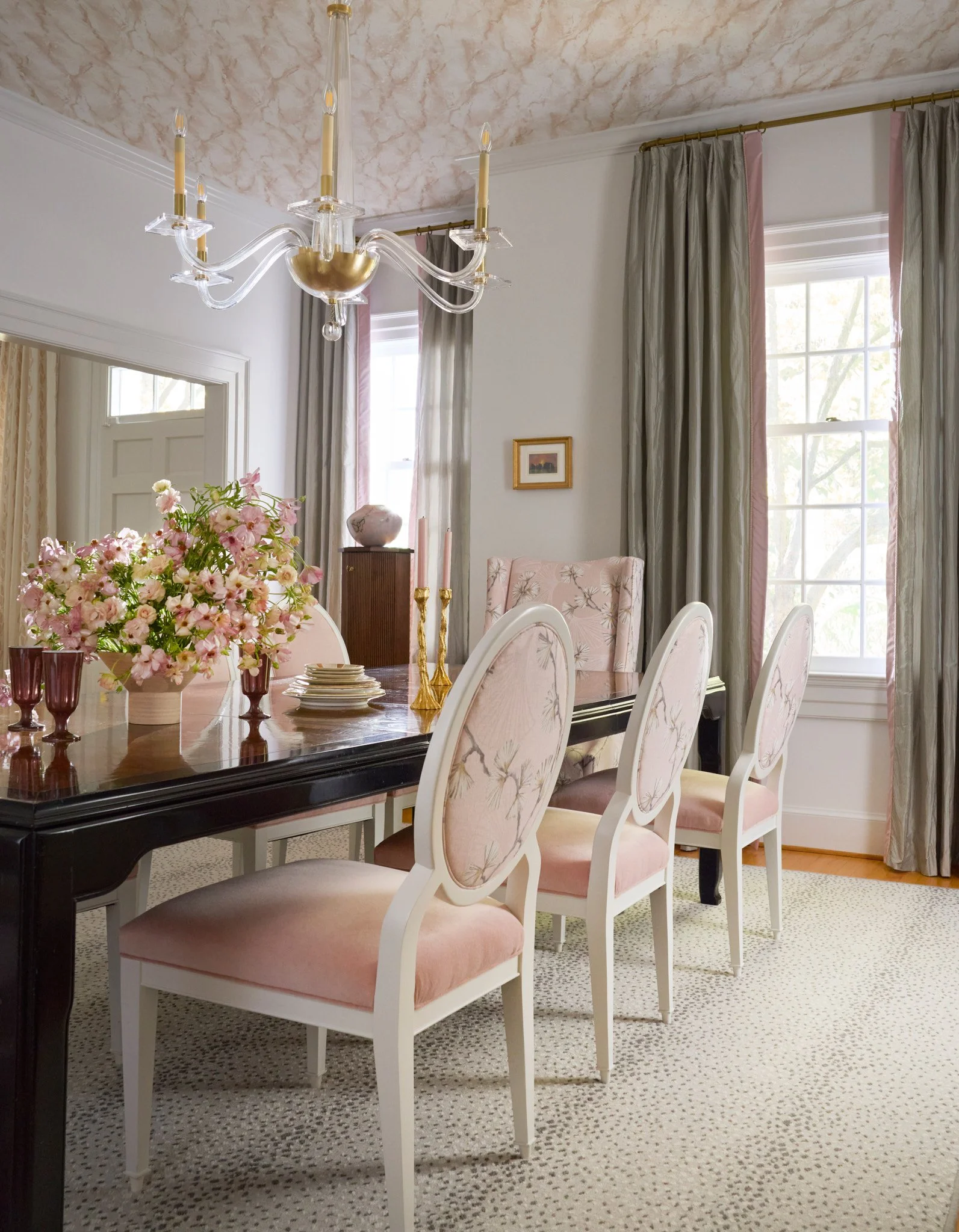 luxury-dining-room-interior-design-photography-pastel-chairs-by-kip-dawkins
