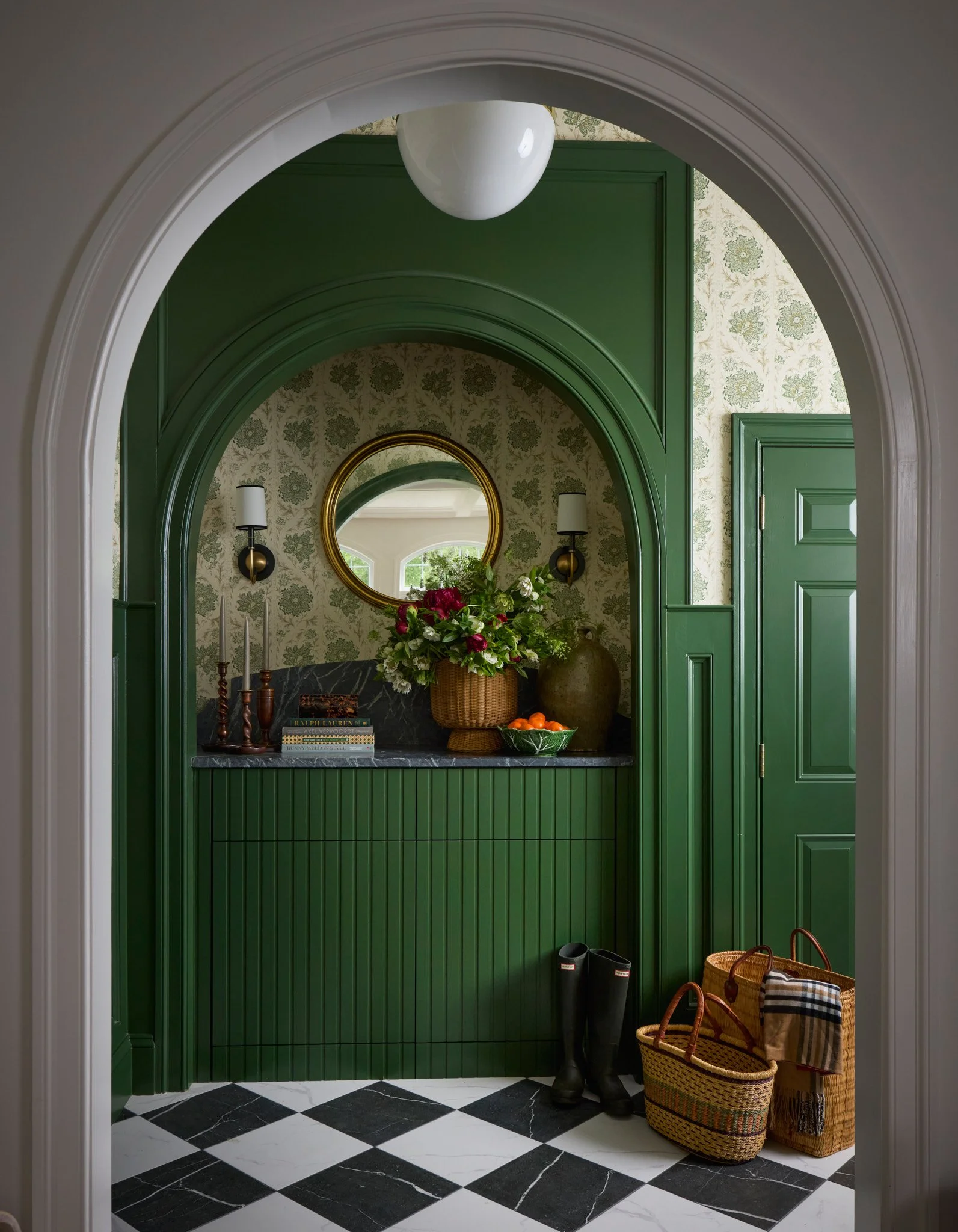 luxury-wallpaper-powder-room-interior-design-photography-by-kip-dawkins