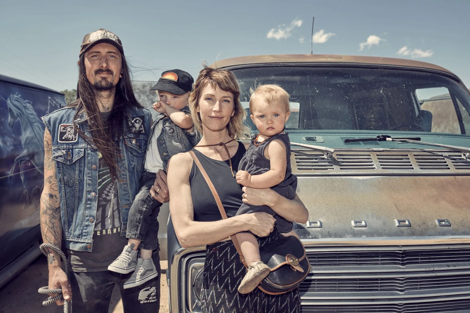 mojave-desert-vintage-dodge-van-family-portrait-lifestyle-photography-by-kip-dawkins