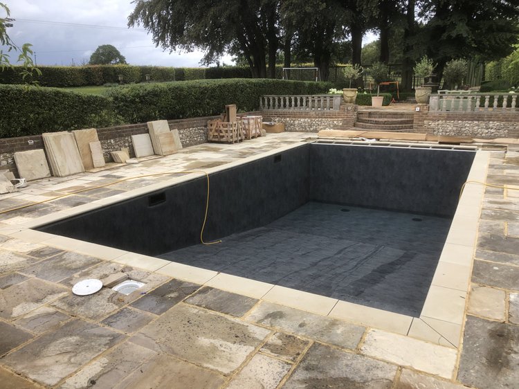 Swimming pool before renovation
