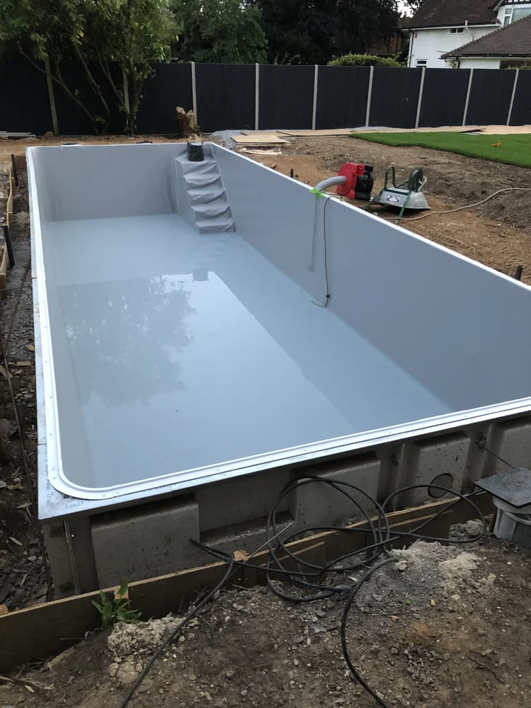 Swimming pool before renovation