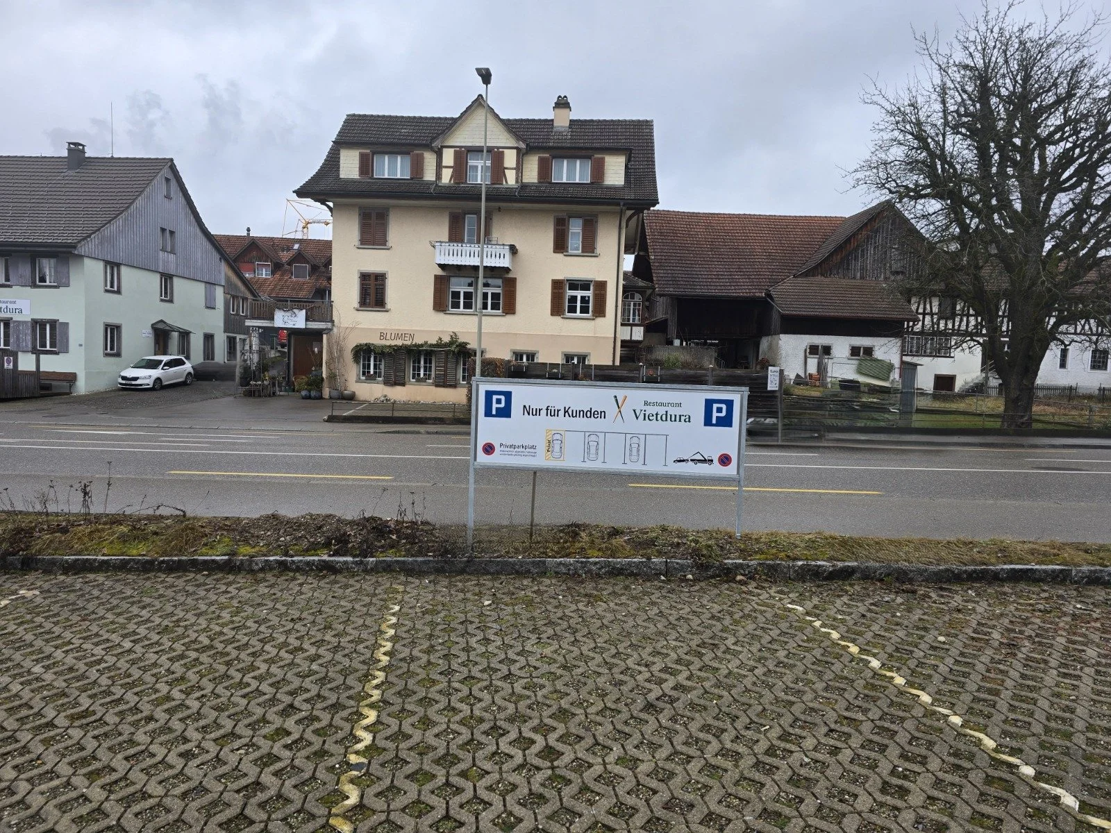 Parkpkatz_Vietdura (2).jpg