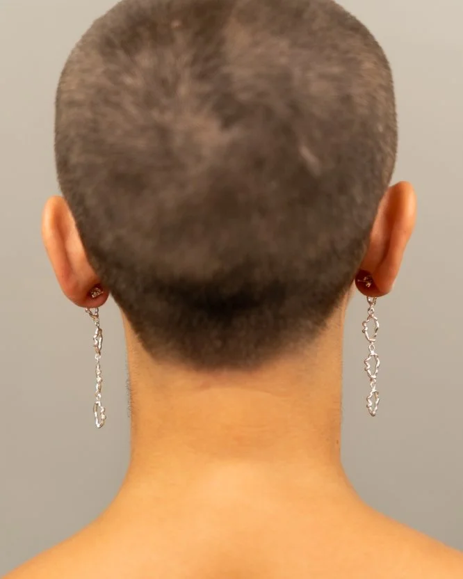 Detalle pendientes cuatro eslabones plata.jpg