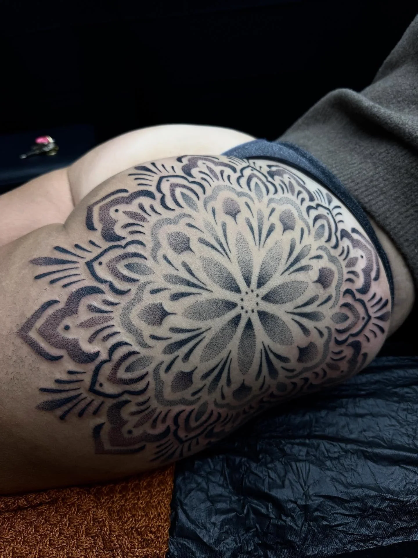 Mandala finished last week by @shandannmarie some healed and some fresh