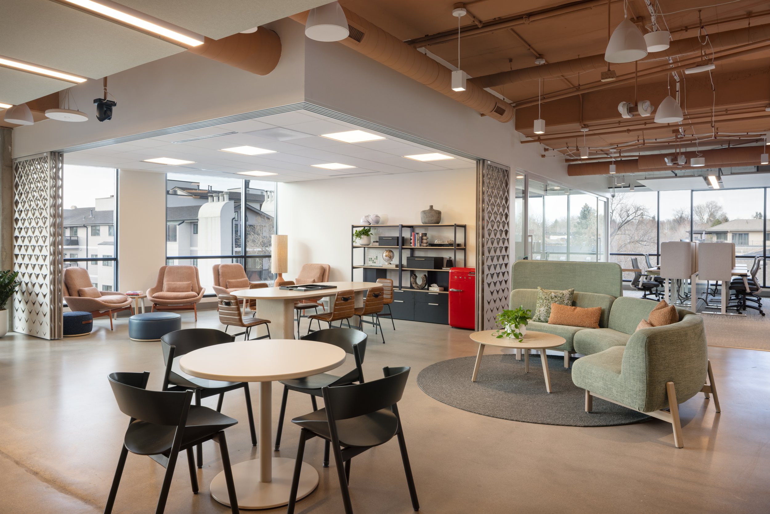 LG Ad Solutions (10).jpg