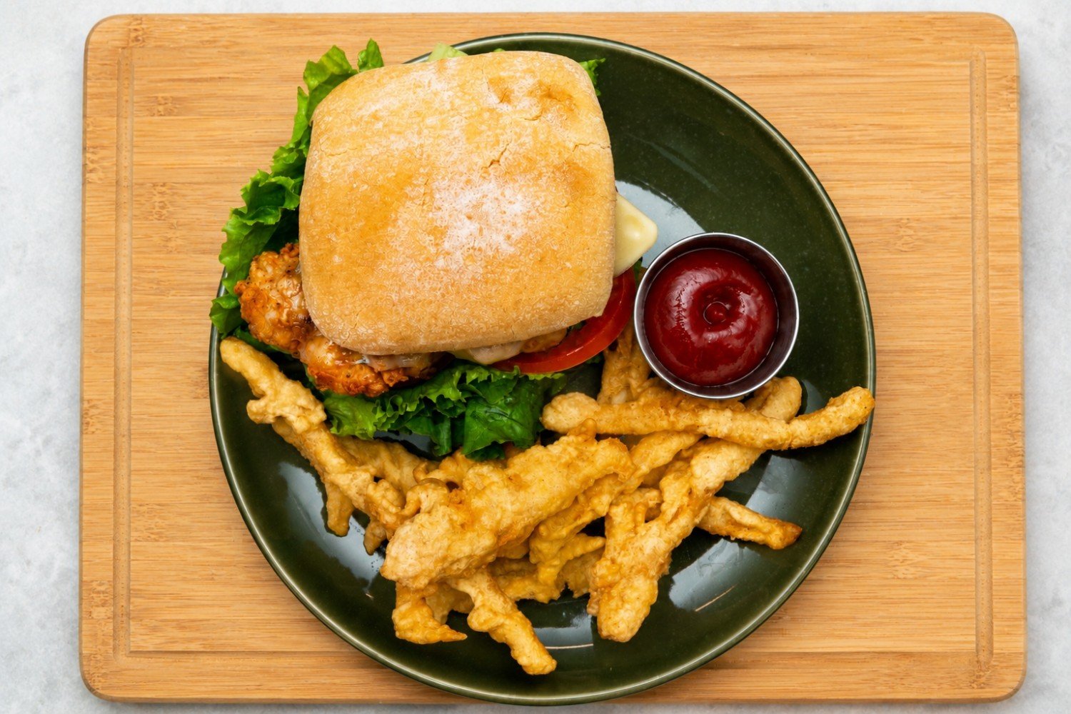 AQ_ChickenSandwich_300dpi.jpg