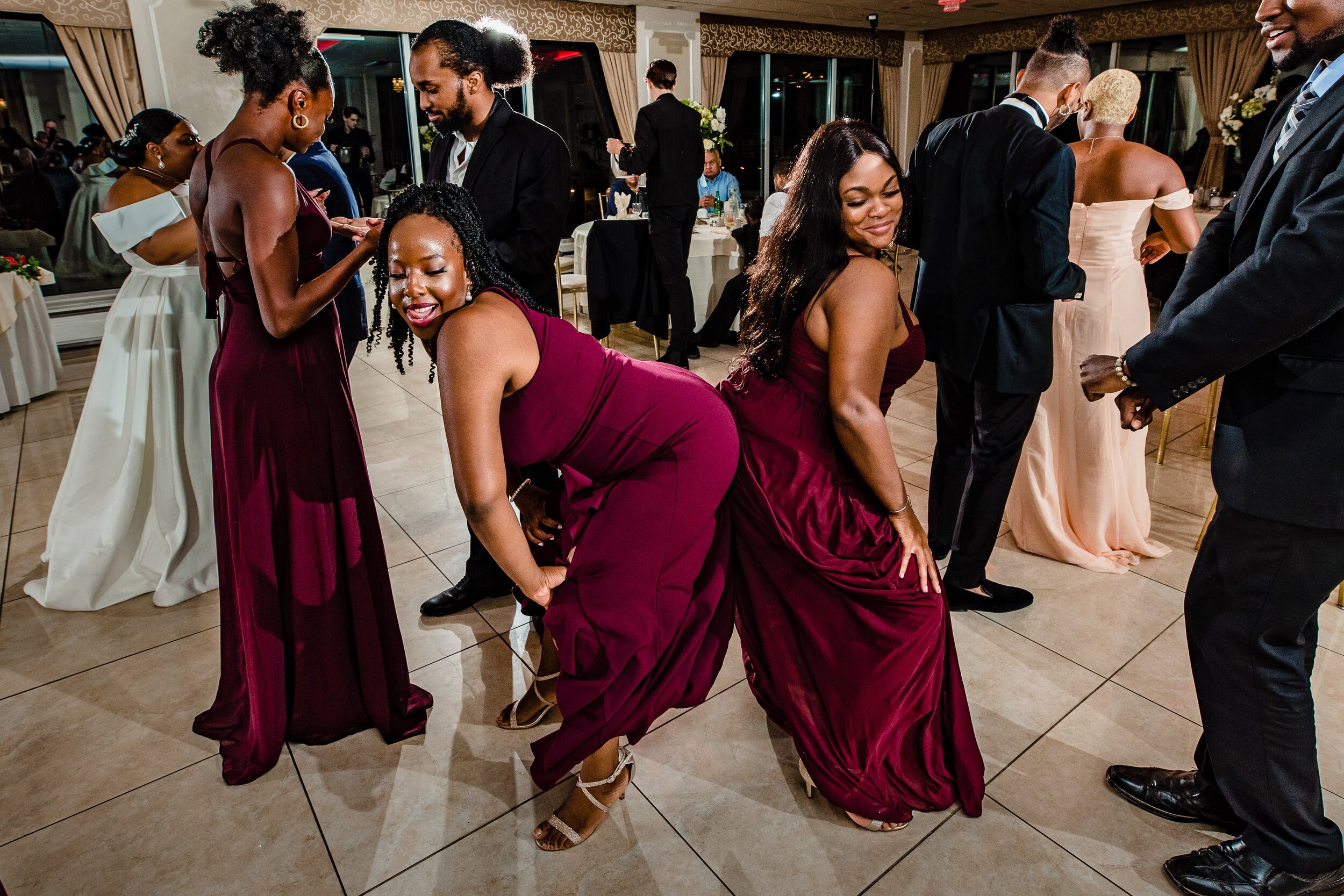 bridesmaids-dancing--Davenport-Mansion-Wedding-©-Best-NJ-NYC-Bucks-County-Wedding-Photographer-Daniel Nydick-57.jpg