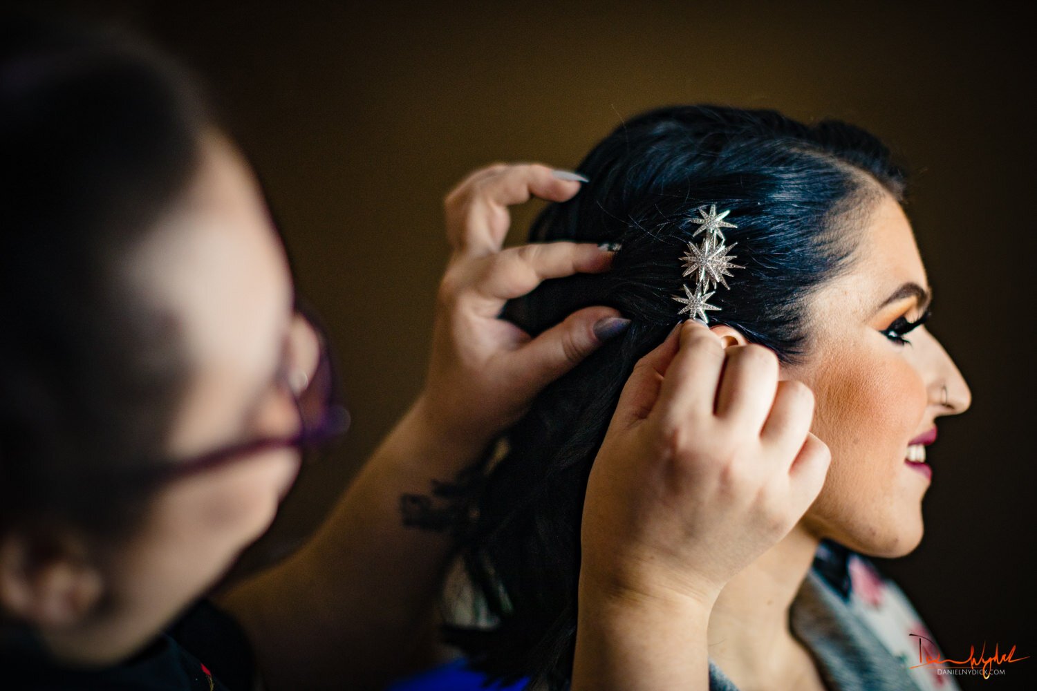 nj wedding bride getting hair clip