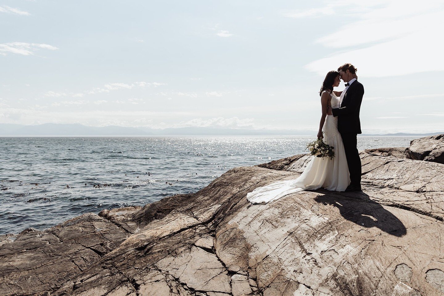 We&rsquo;re so incredibly lucky to be a destination wedding spot. From ocean to forest to mountains and fields, we have everything you could dream of. 

@cindymiddletonphoto
@deannareidmodel

#love #westcoastweddings #destinationwedding #yyjwedding #