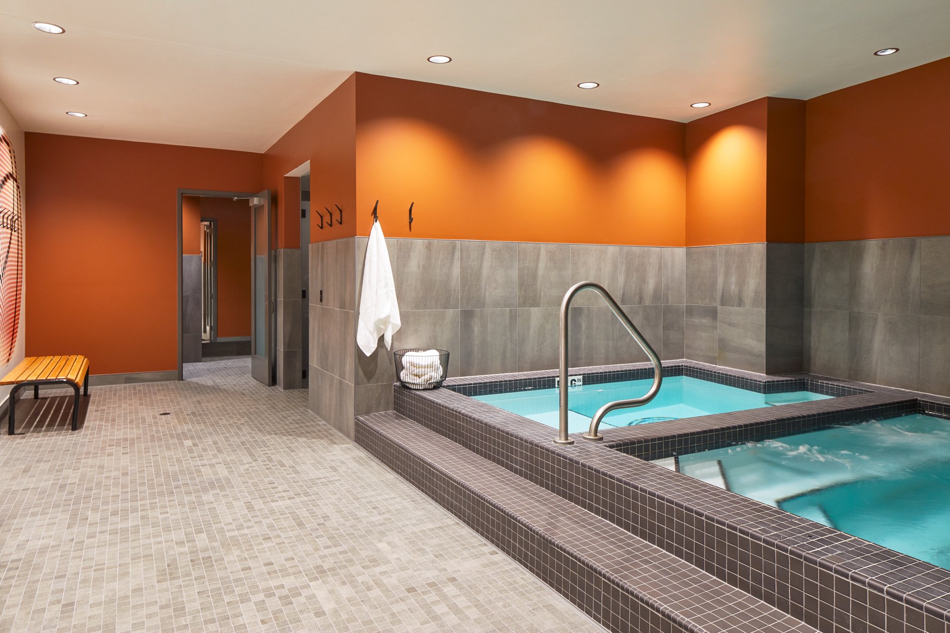 MODA Locker shower room-11.jpg