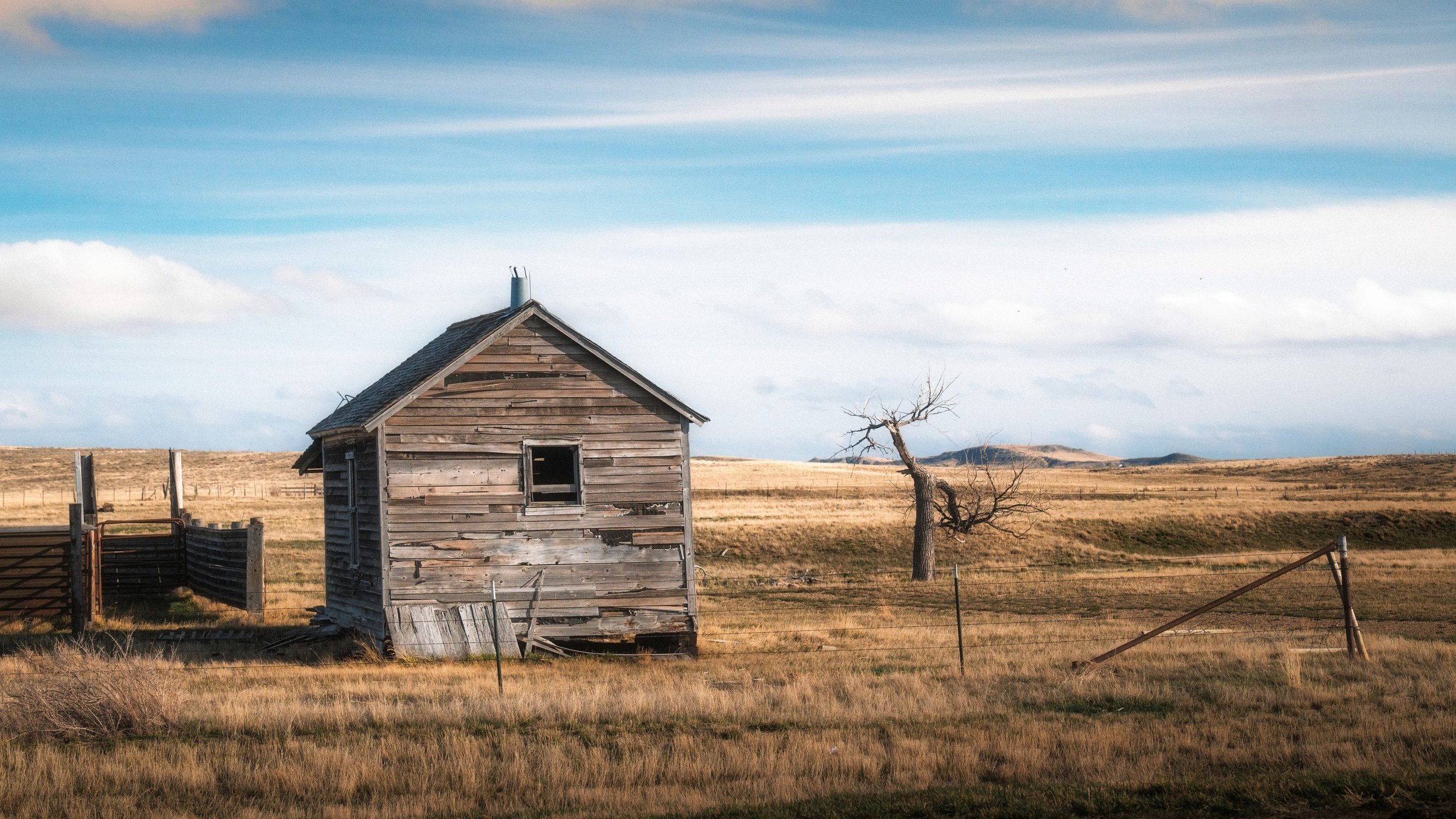 vanishing-west__2025 Elavators Old Houses Barns Central Montana-19.jpg