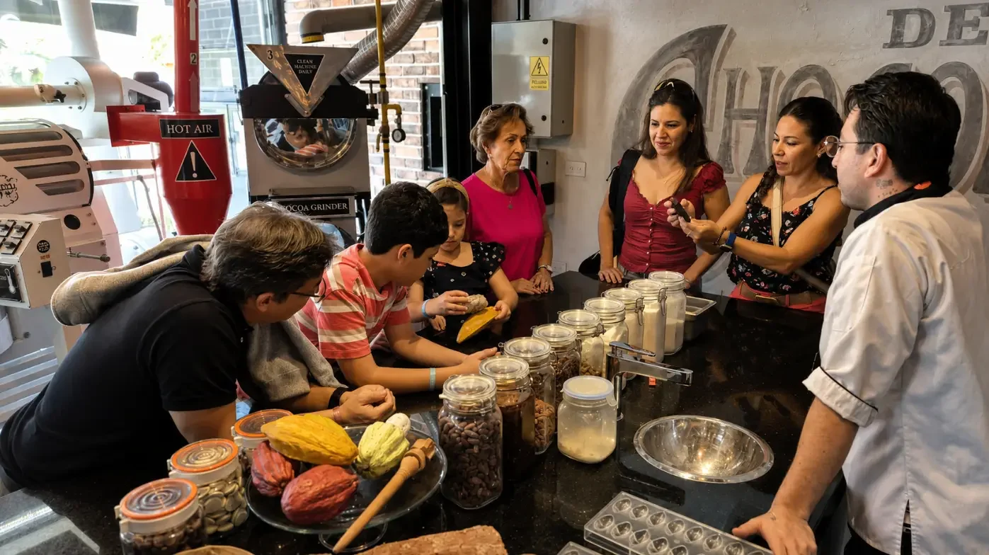 Demostración de chocolate en Choco-Story Playa del Carmen