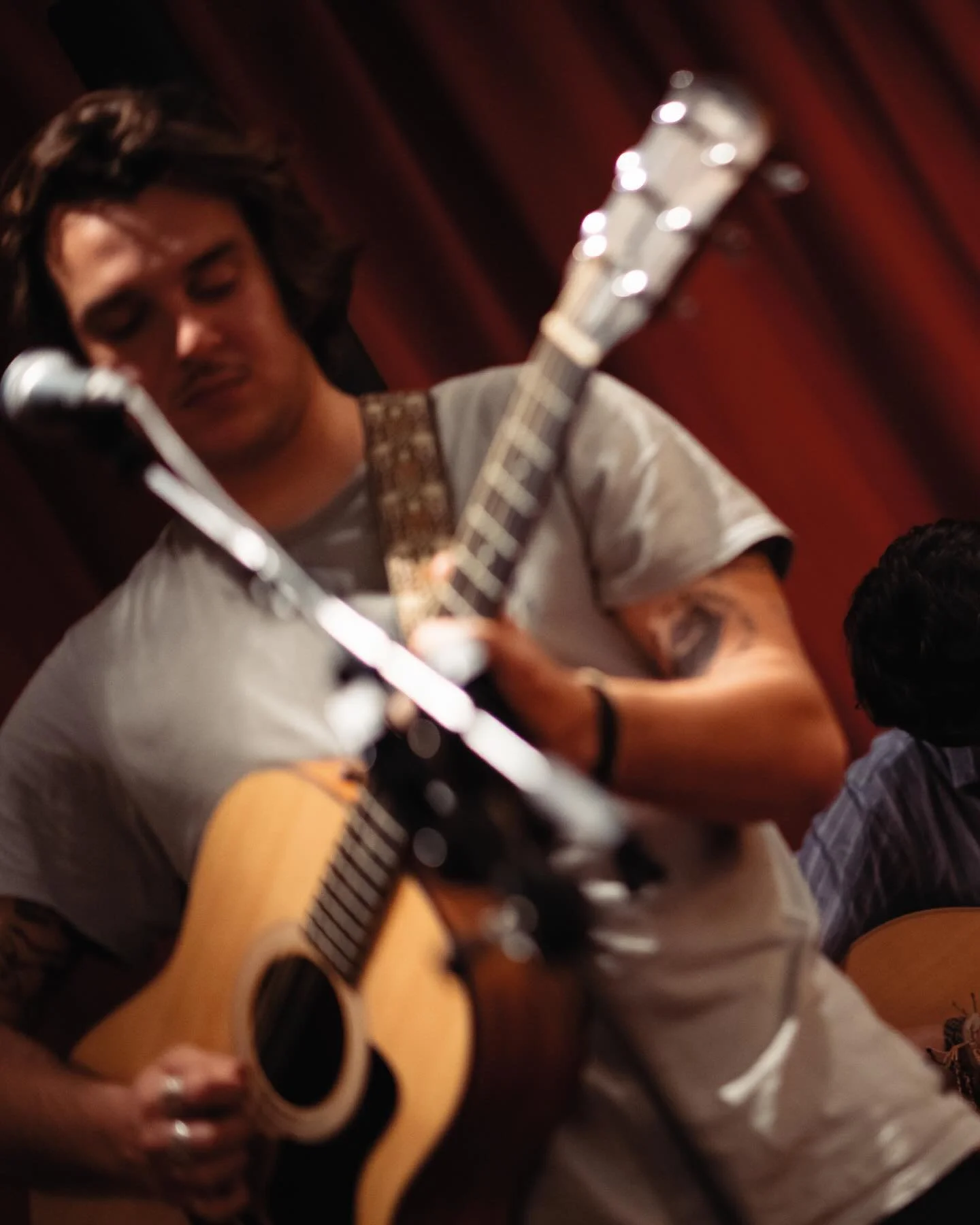 singing city is in full swing✨ how amazing was it to come together and listen to all of the amazing artists from week 1???😍 thank you all for sharing this special moment with us! 

see you soon at the second jam session on Wednesday, 10th of Decembe