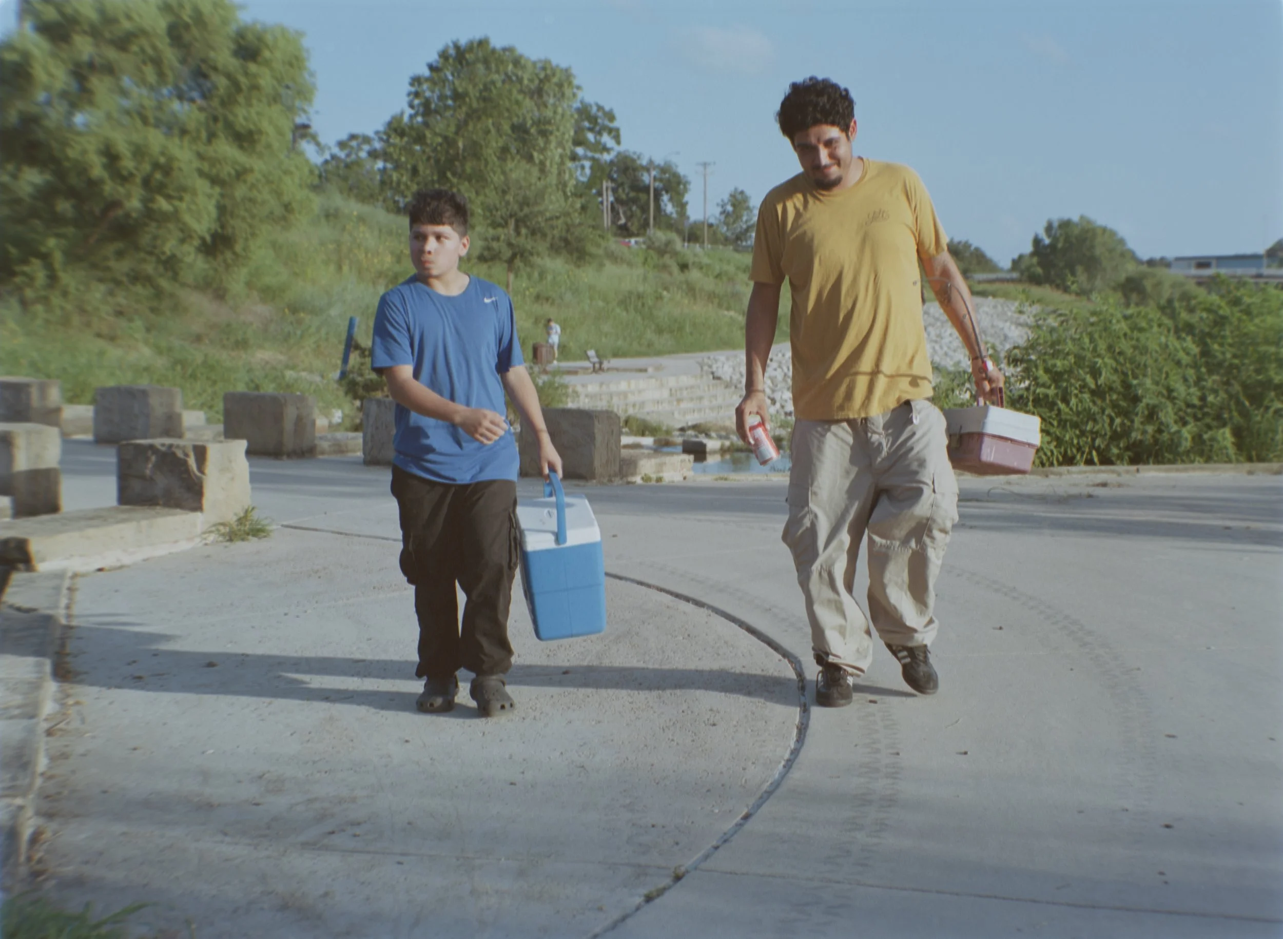 04_N1032_46_Fishing father son.jpg