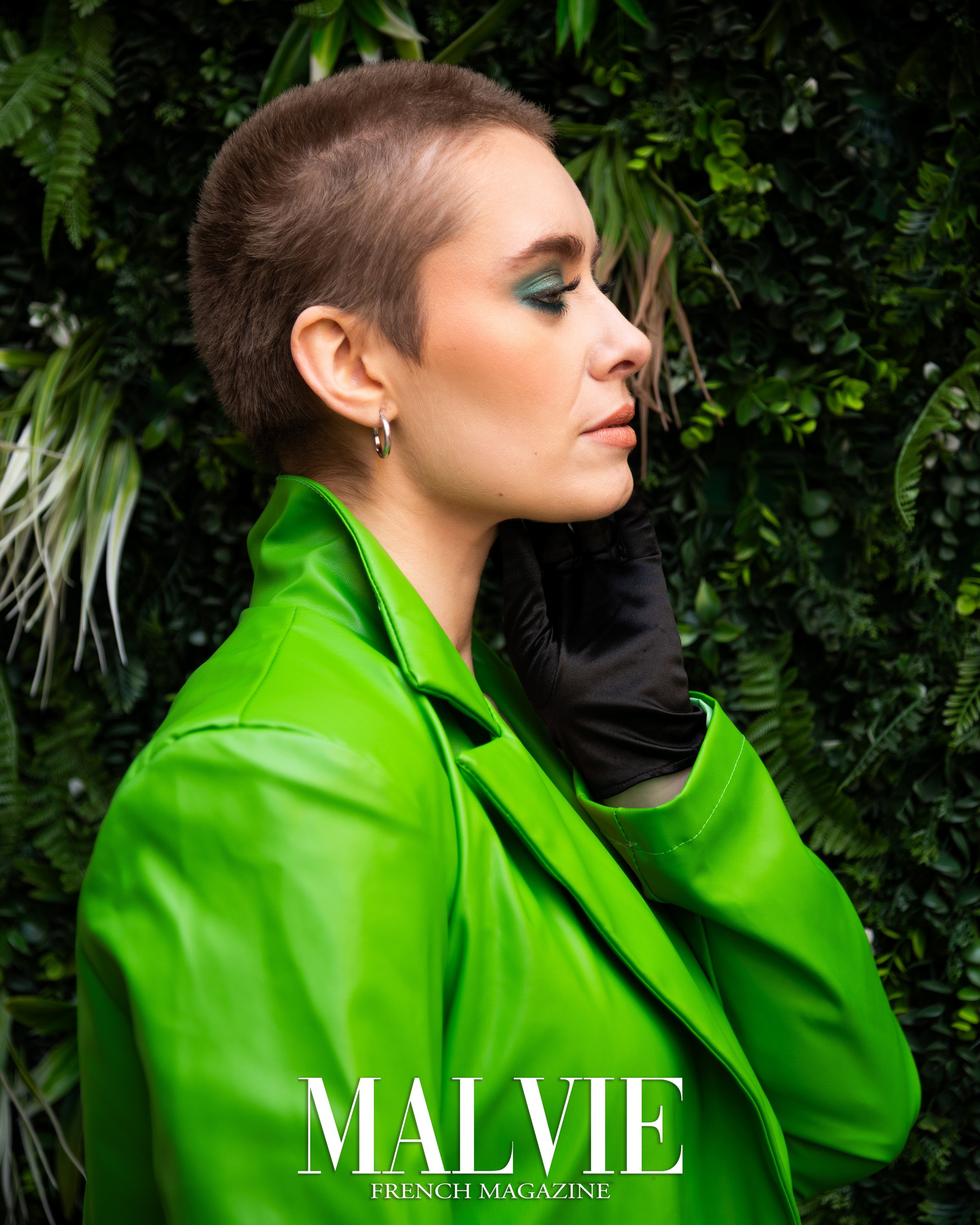 10_The_Lady_in_Green_image3-56.jpg