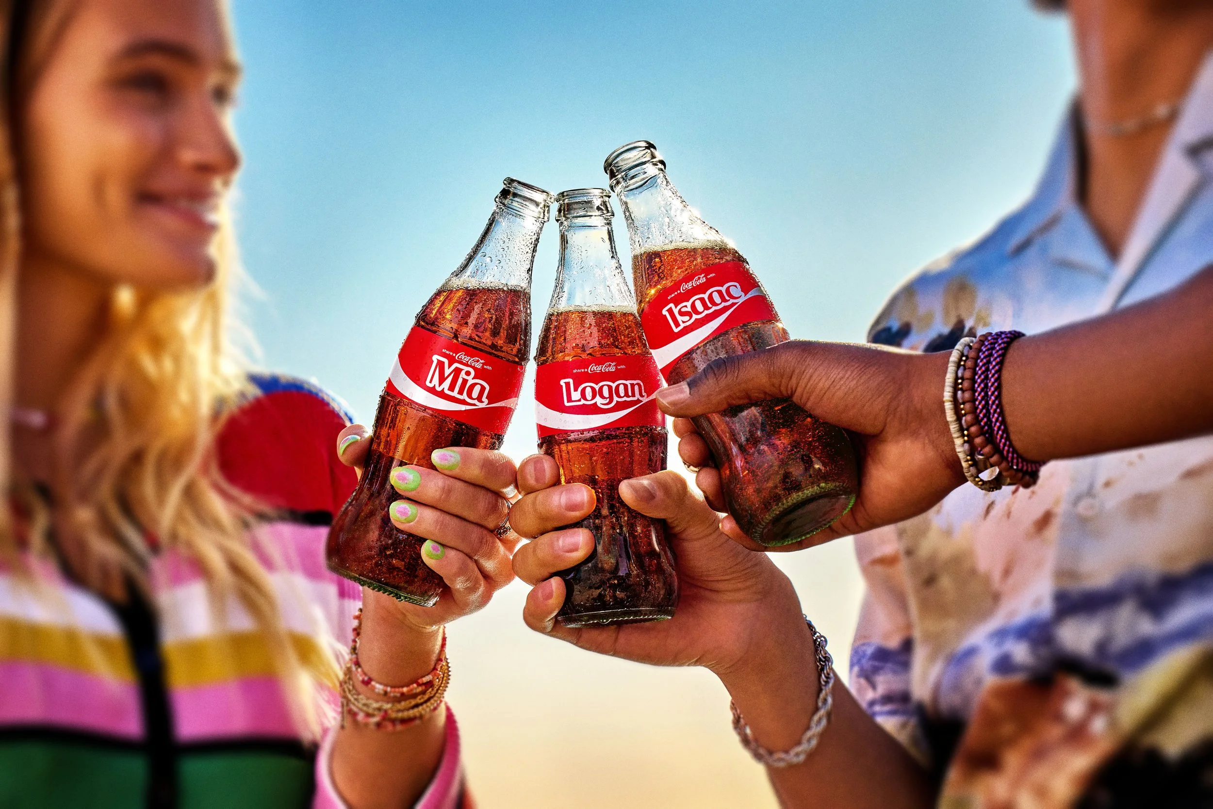 241203 - Coca-Cola_00419_BLUR_RGB.jpg