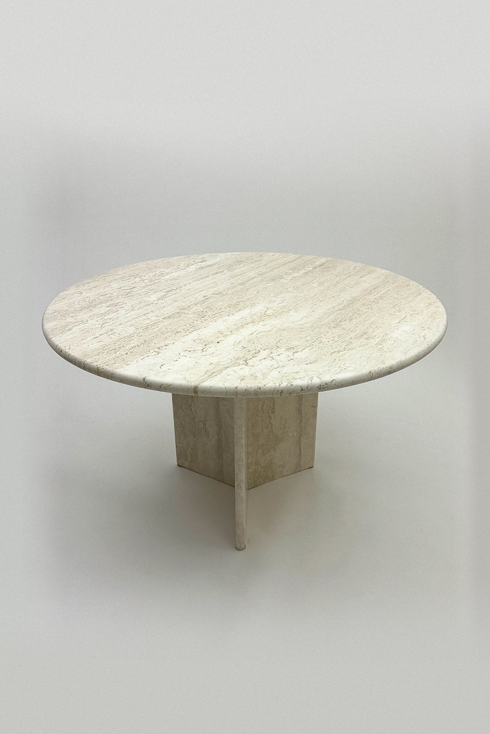 Italian Round Dining Table in Travertine