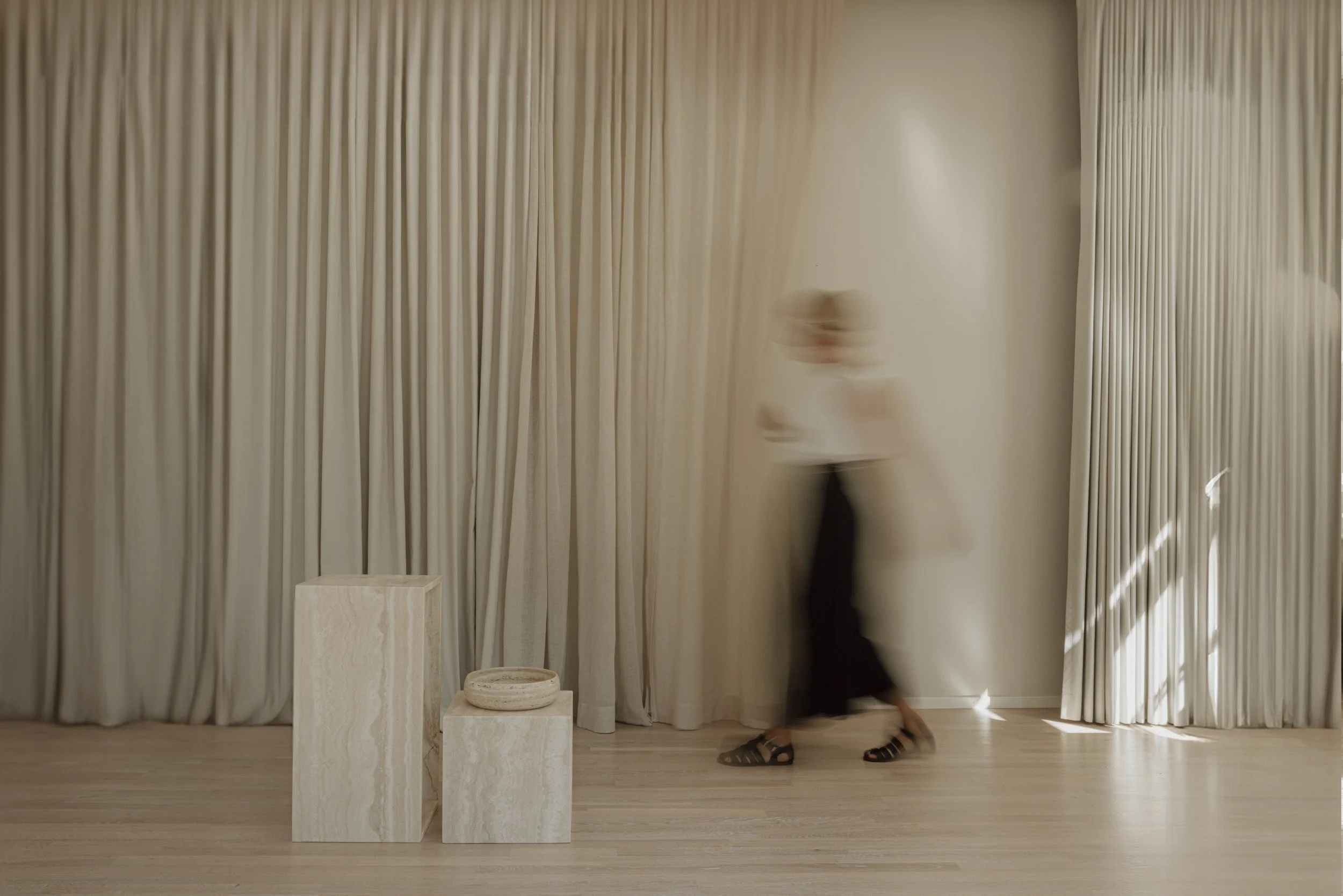 Travertine Centerpiece Bowl by Fratelli Mannelli, Italy, Mid-Century 1970s